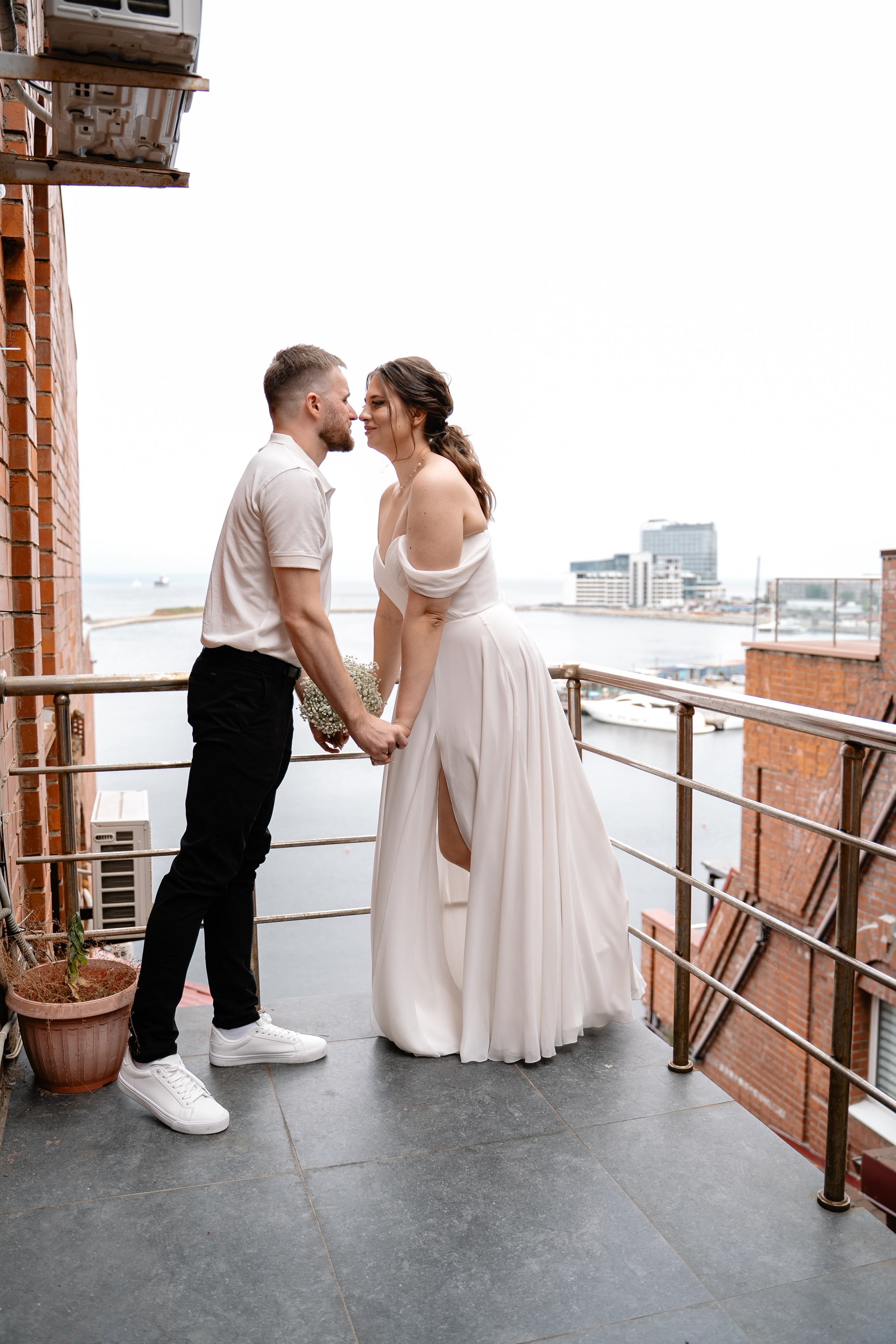 Сергей и Даниэль. Главная