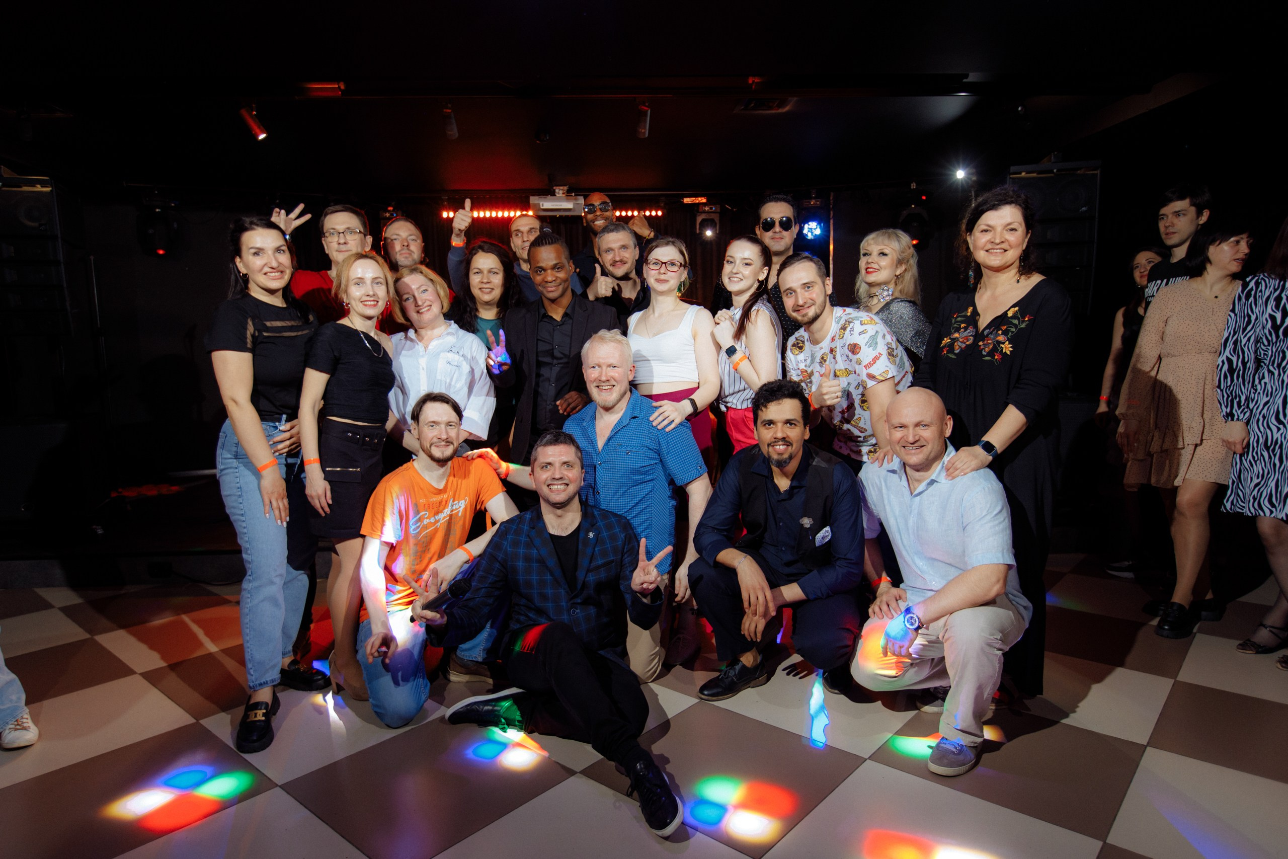 ISALSА. Вечеринка в школе танцев. Свадебный фотограф в Ярославле Анастасия Архипова