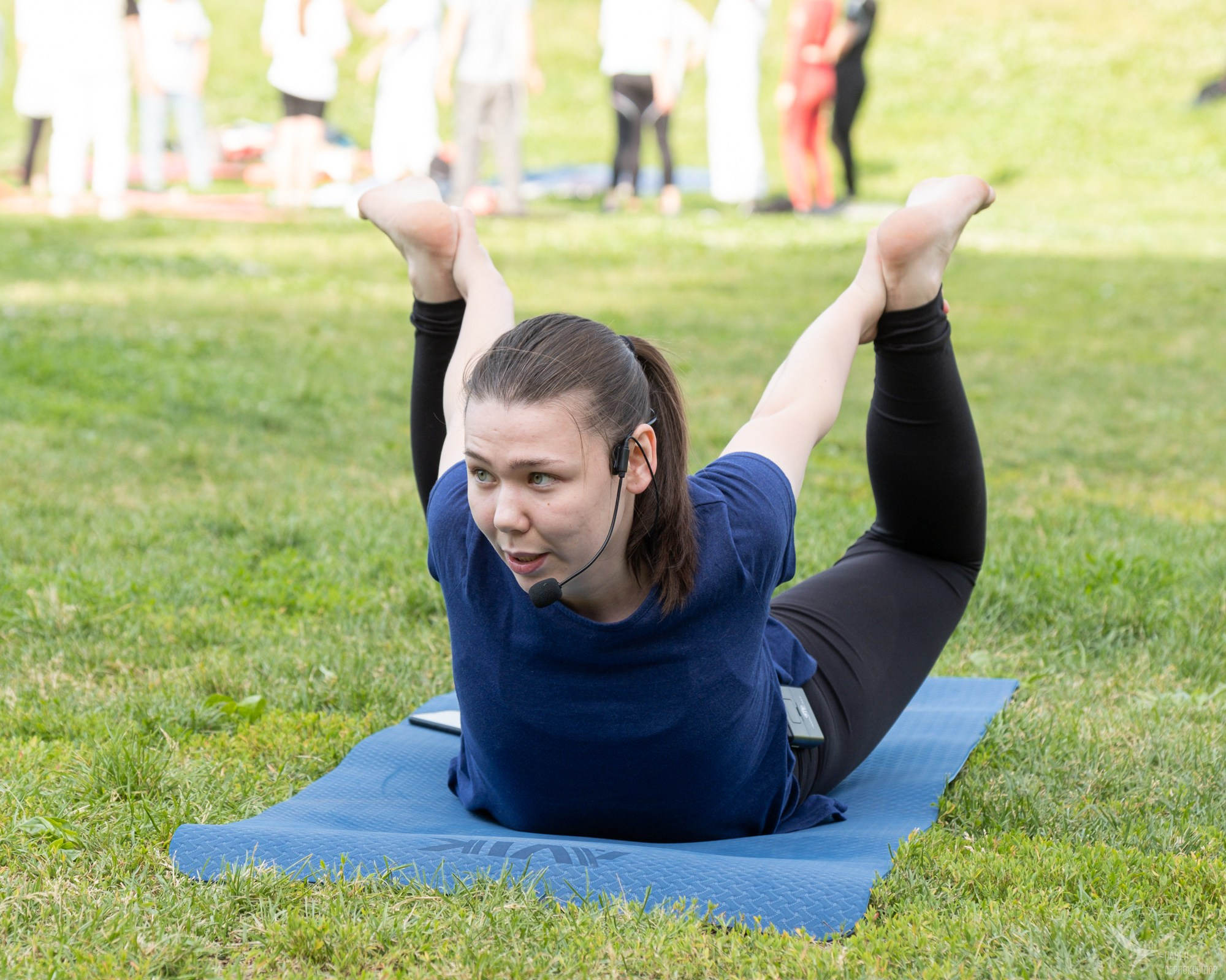 Международный день йоги в парке Горького. Репортажный фотограф в Казани Павел Серпокрылов