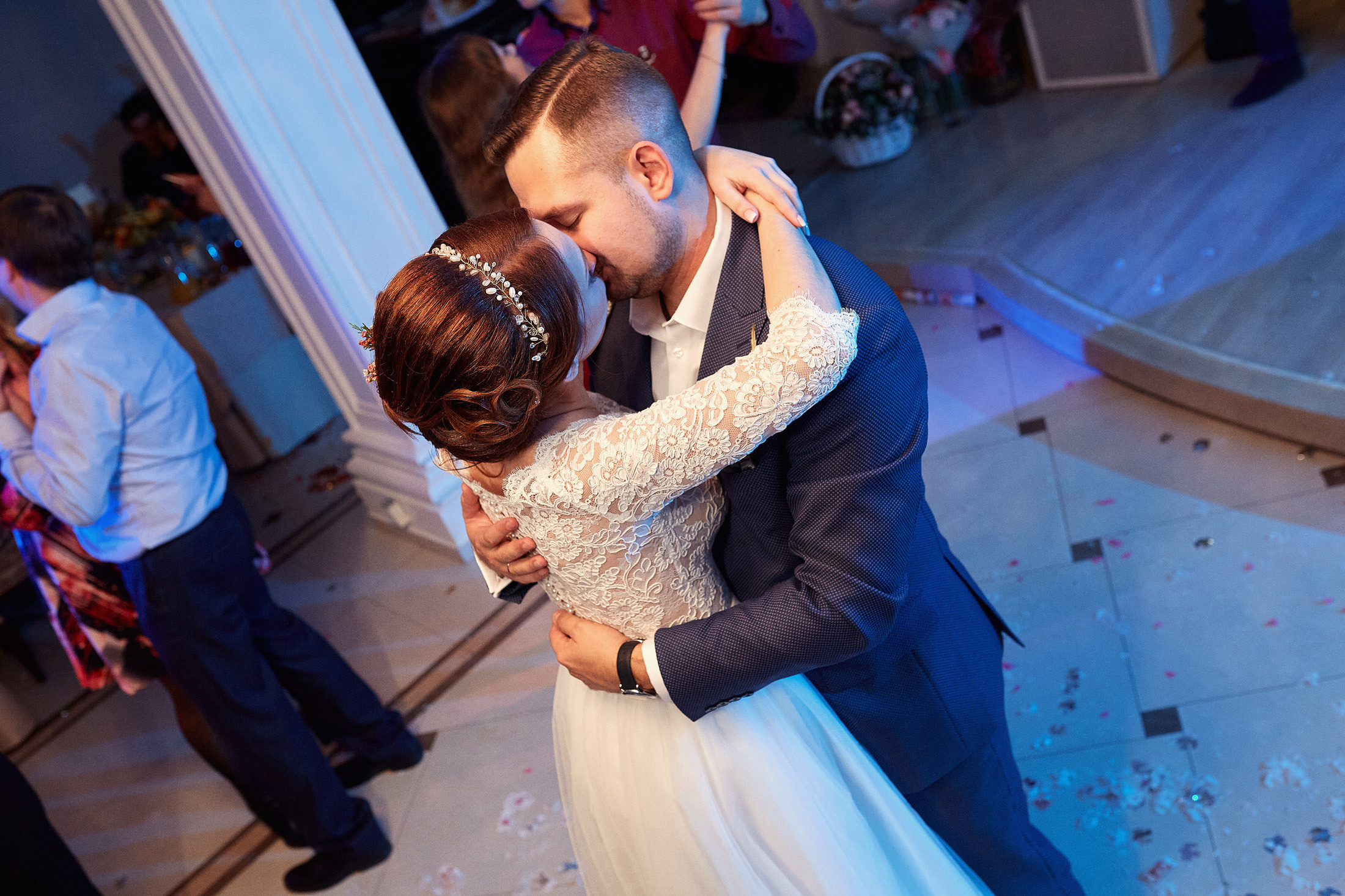 Съёмка свадьбы в красивой усадьбе. Свадебный фотограф Антон Артюшин. Работаю в Нижнем Новгороде и Москве