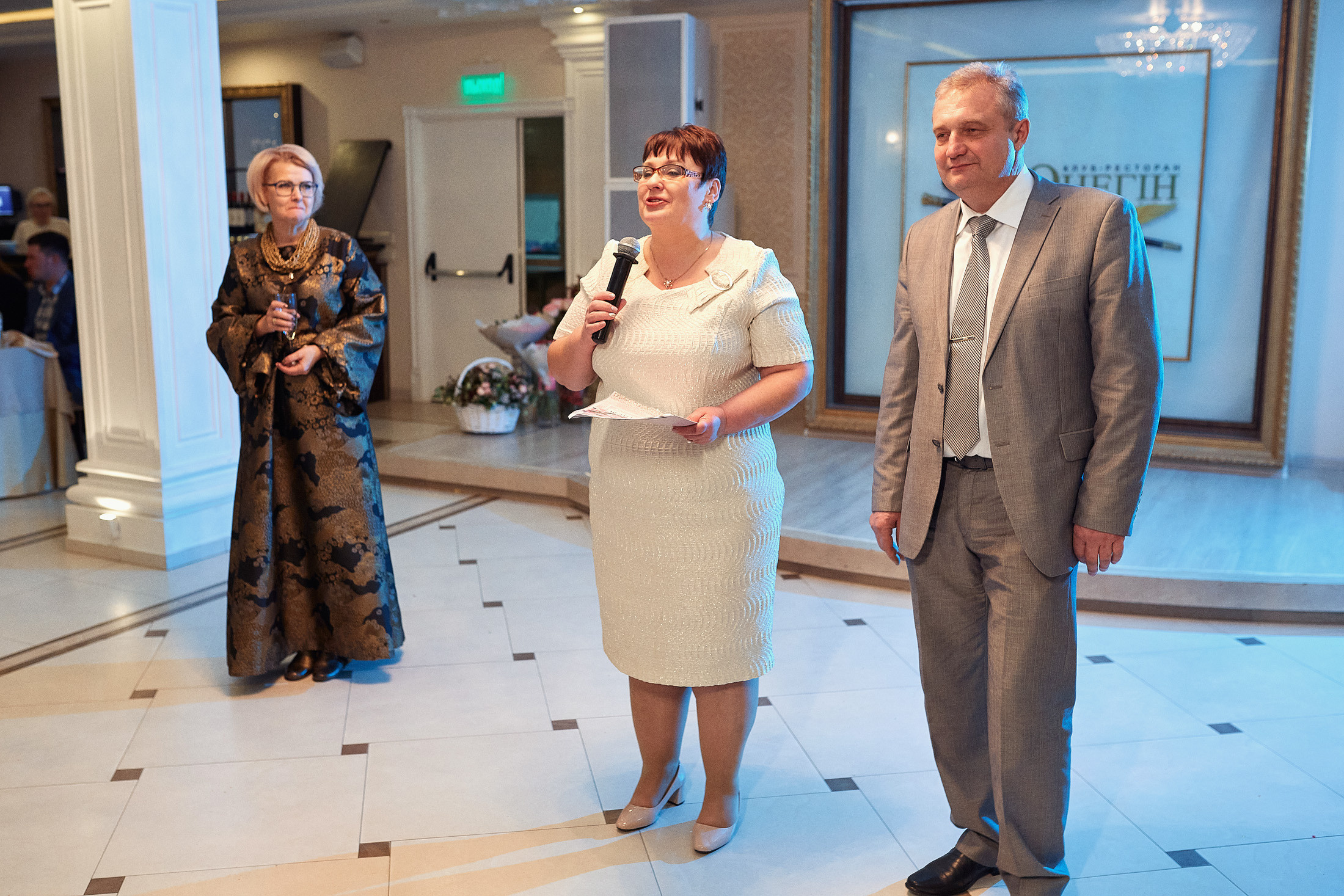 Съёмка свадьбы в красивой усадьбе. Свадебный фотограф Антон Артюшин. Работаю в Нижнем Новгороде и Москве