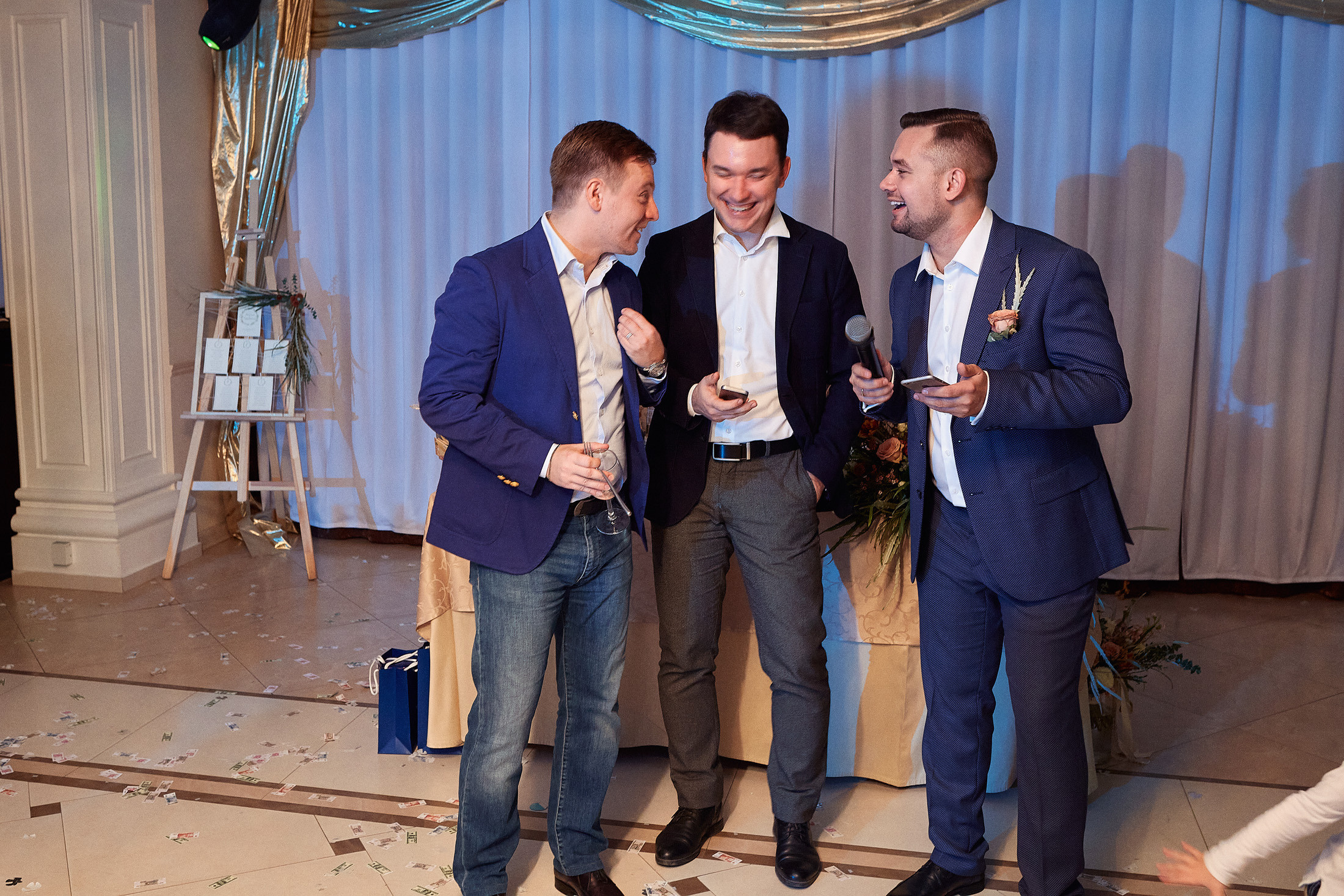 Съёмка свадьбы в красивой усадьбе. Свадебный фотограф Антон Артюшин. Работаю в Нижнем Новгороде и Москве