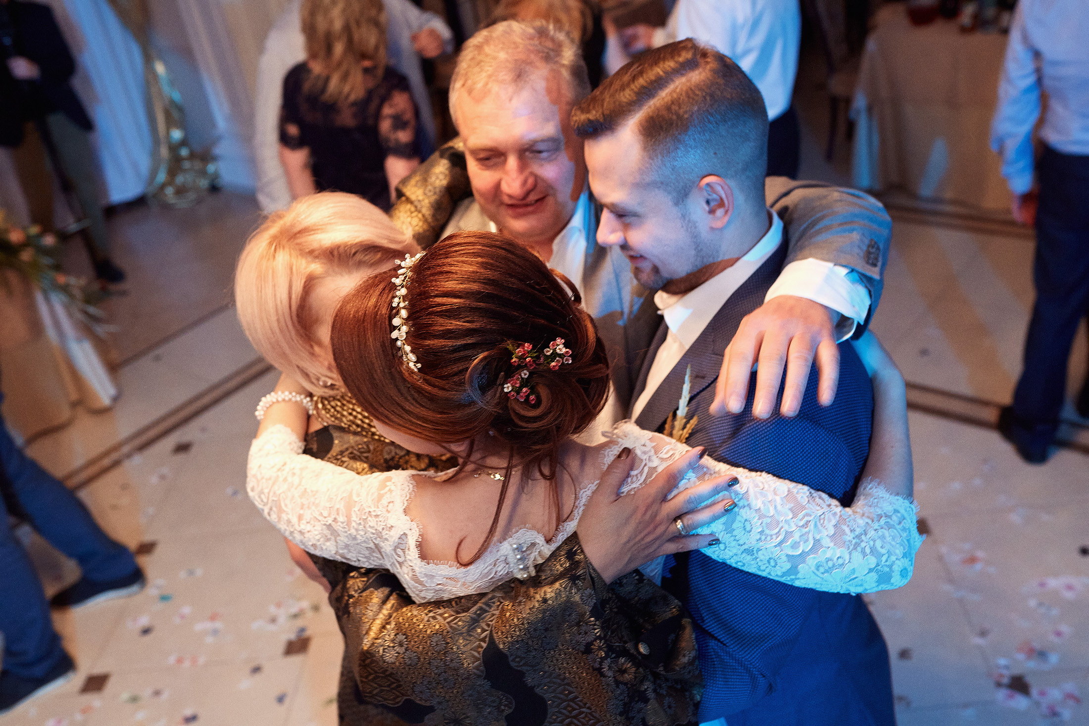 Съёмка свадьбы в красивой усадьбе. Свадебный фотограф Антон Артюшин. Работаю в Нижнем Новгороде и Москве