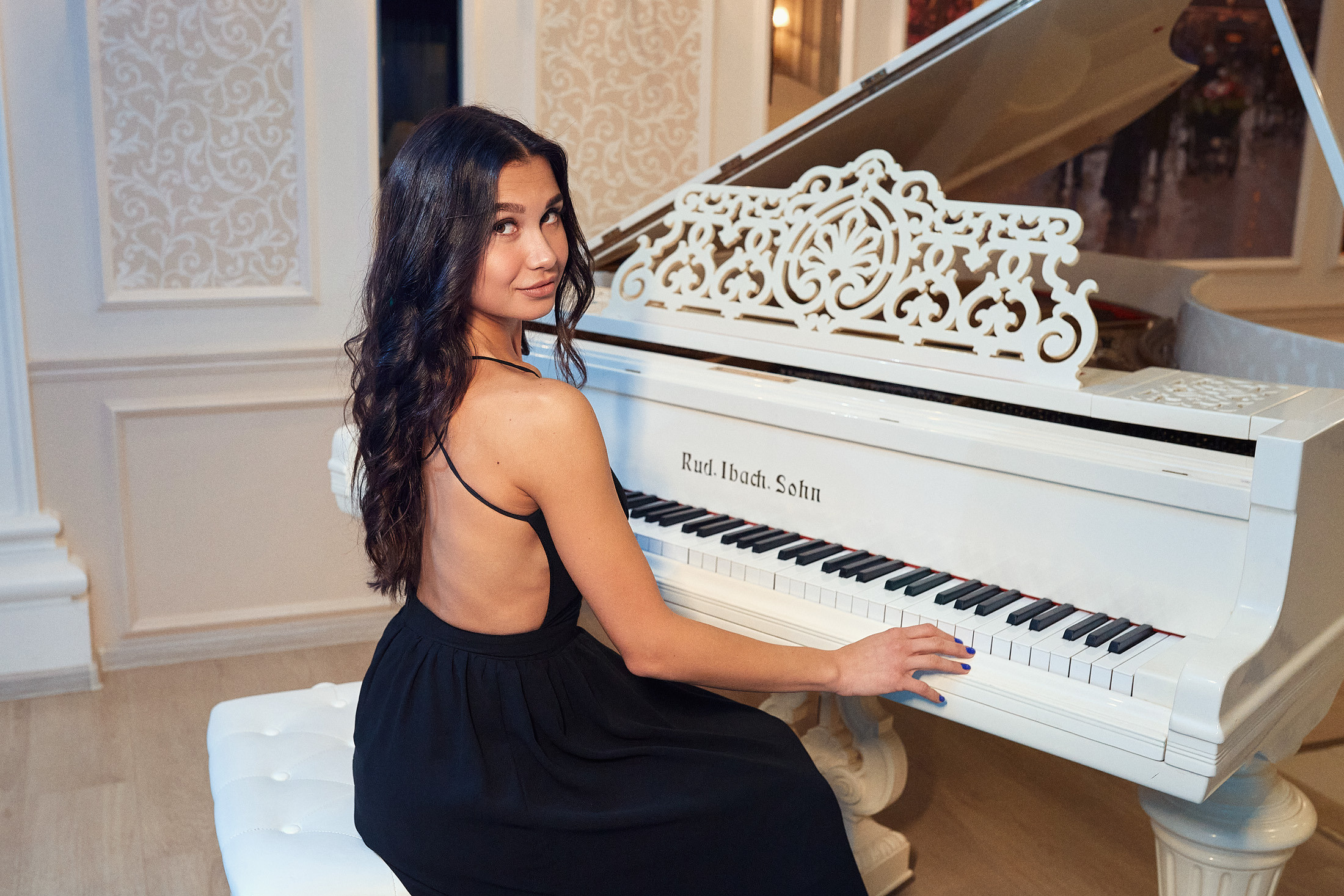 Съёмка свадьбы в красивой усадьбе. Свадебный фотограф Антон Артюшин. Работаю в Нижнем Новгороде и Москве