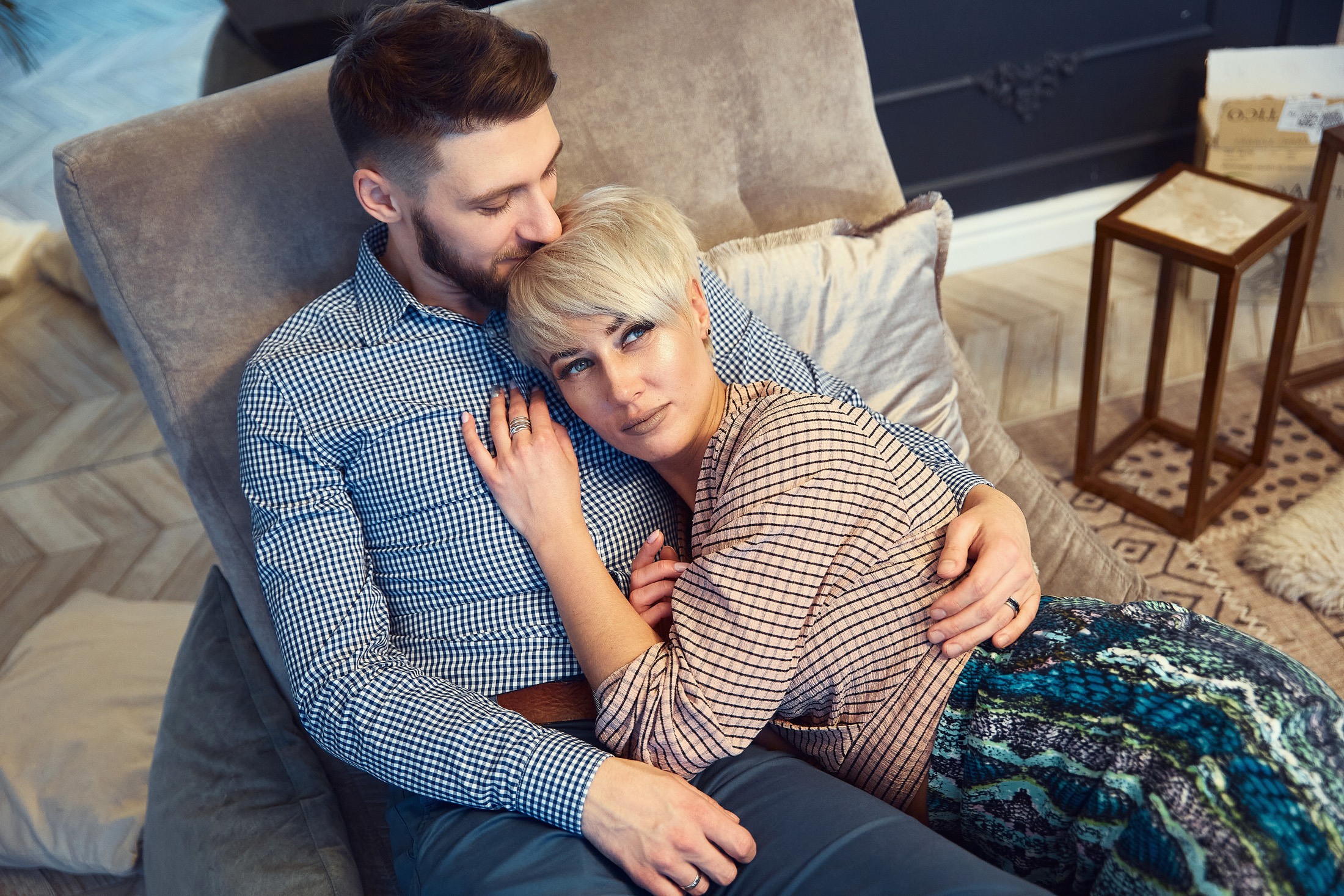 Фотосессия в студии для пары. Свадебный фотограф Антон Артюшин. Работаю в Нижнем Новгороде и Москве