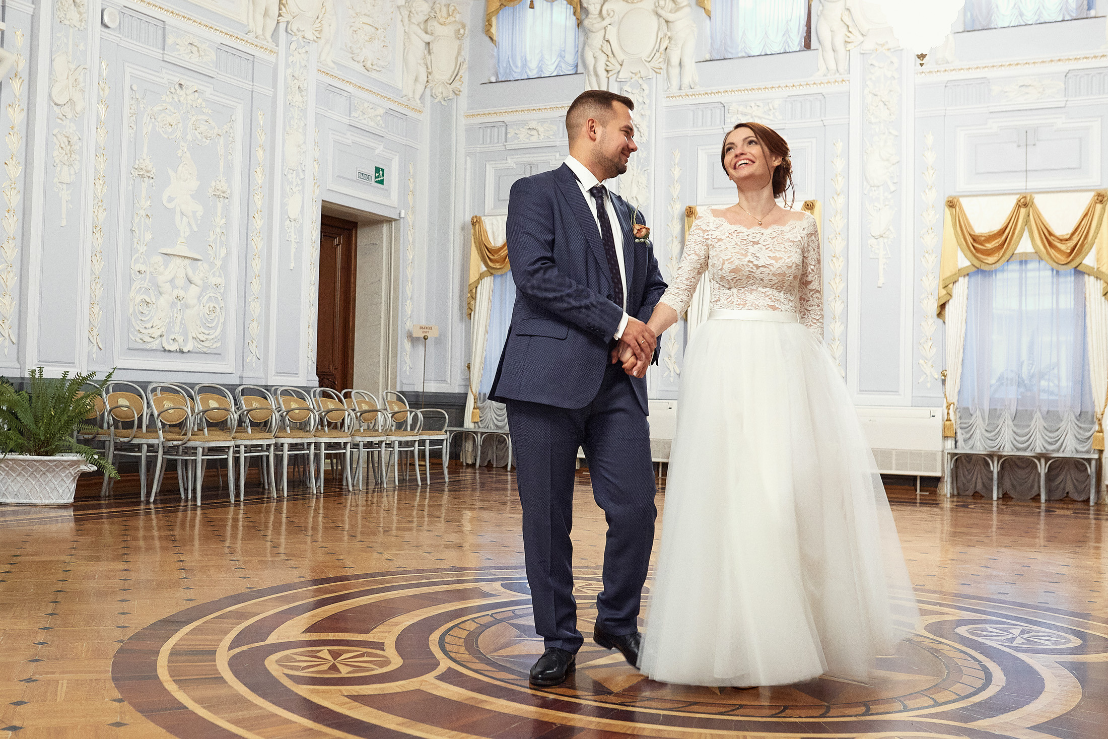 Съёмка свадьбы в красивой усадьбе. Свадебный фотограф Антон Артюшин. Работаю в Нижнем Новгороде и Москве