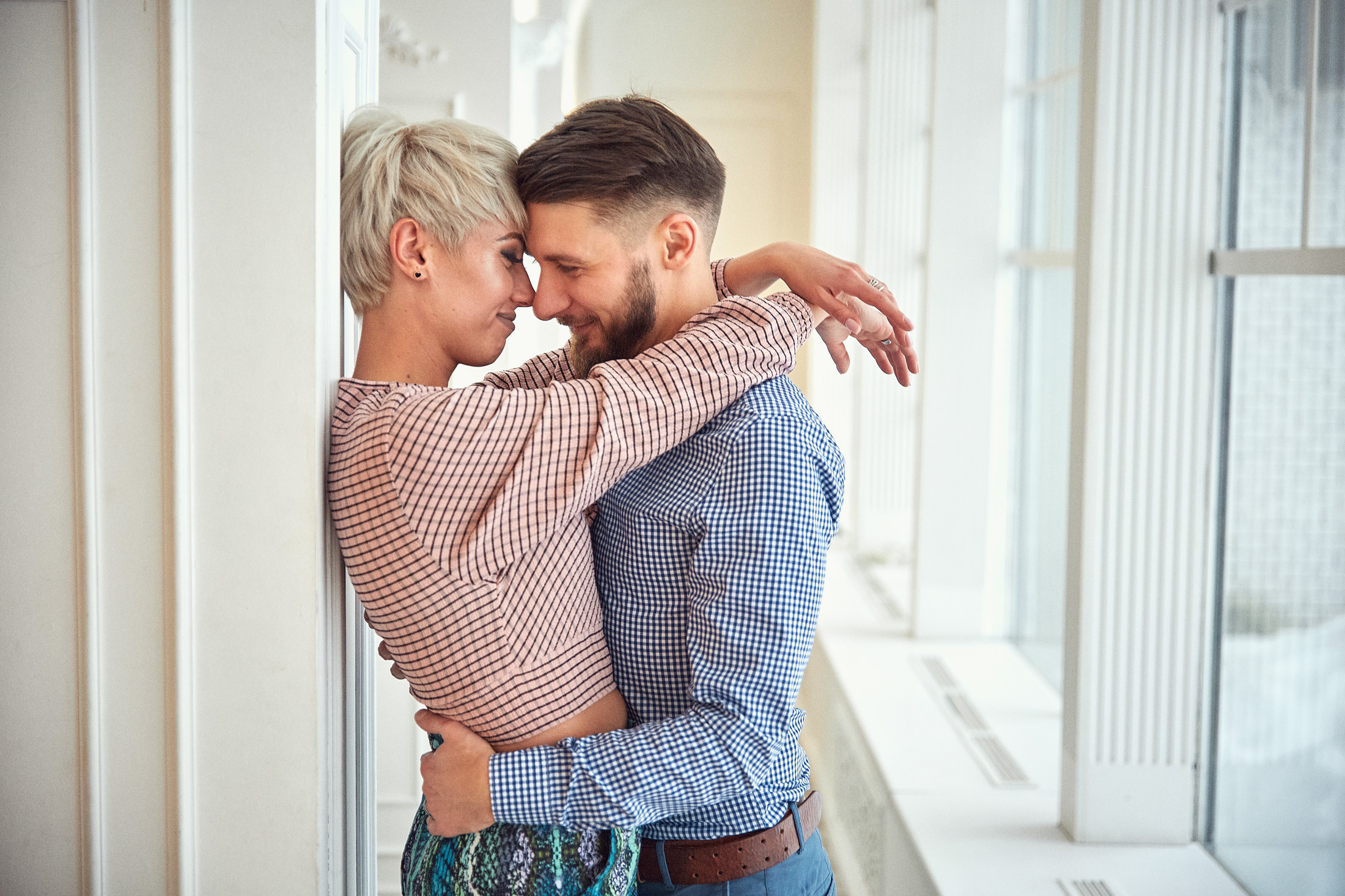 Фотосессия в студии для пары. Свадебный фотограф Антон Артюшин. Работаю в Нижнем Новгороде и Москве