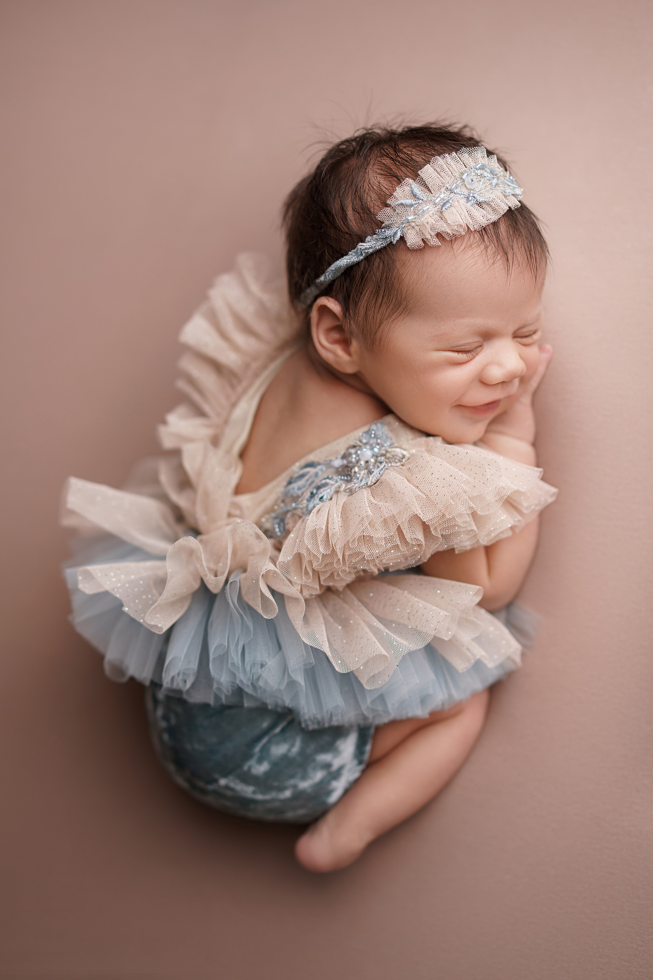 Фотосессия новорожденных | Галерея трогательных кадров малышей в стиле newborn. Фотосессия новорожденных в Москве и Московской области | Профессиональный фотограф newborn — Татьяна Иванова