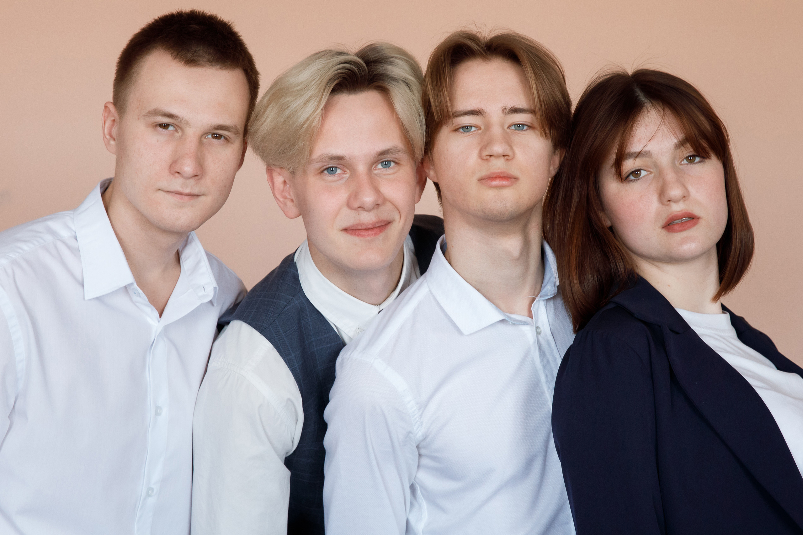 Профессиональны школьный фотограф в Сызрани Максим Баталов. Свадебный, семейный и школьный фотограф в Сызрани Максим Баталов