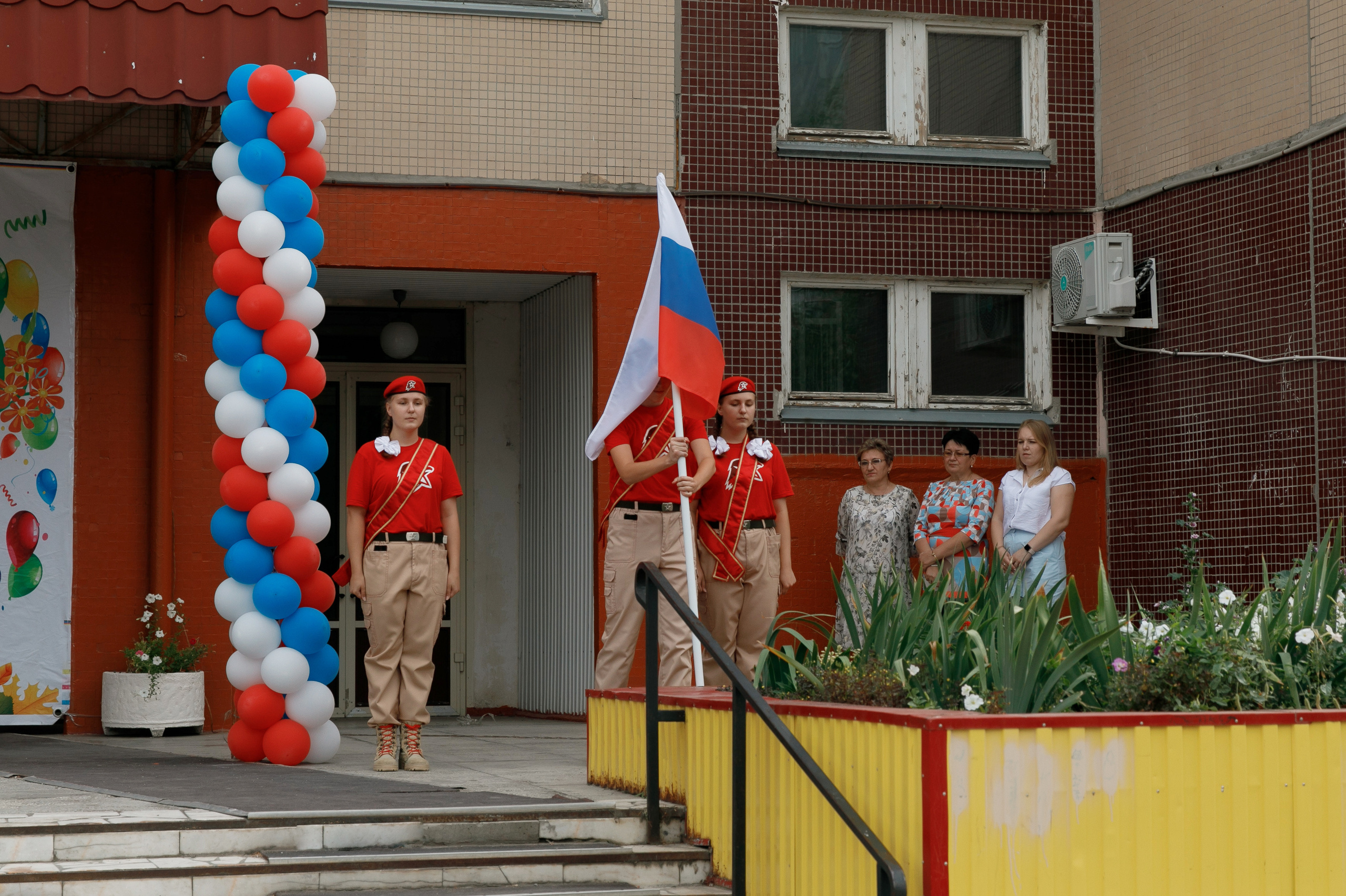 Школа № 33 1 «А» класс. Свадебный, семейный и школьный фотограф в Сызрани Максим Баталов