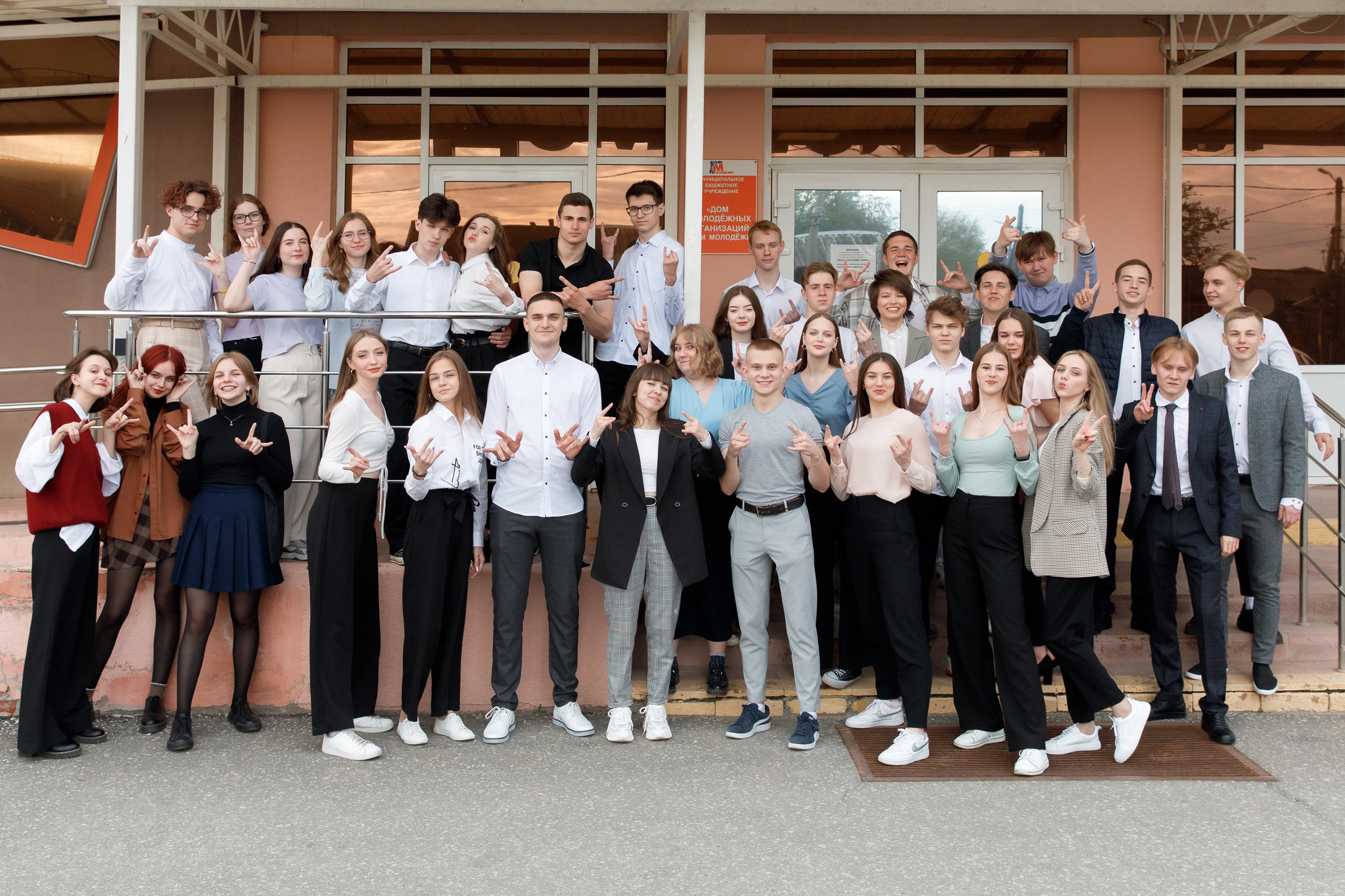 Профессиональны школьный фотограф в Сызрани Максим Баталов. Свадебный, семейный и школьный фотограф в Сызрани Максим Баталов