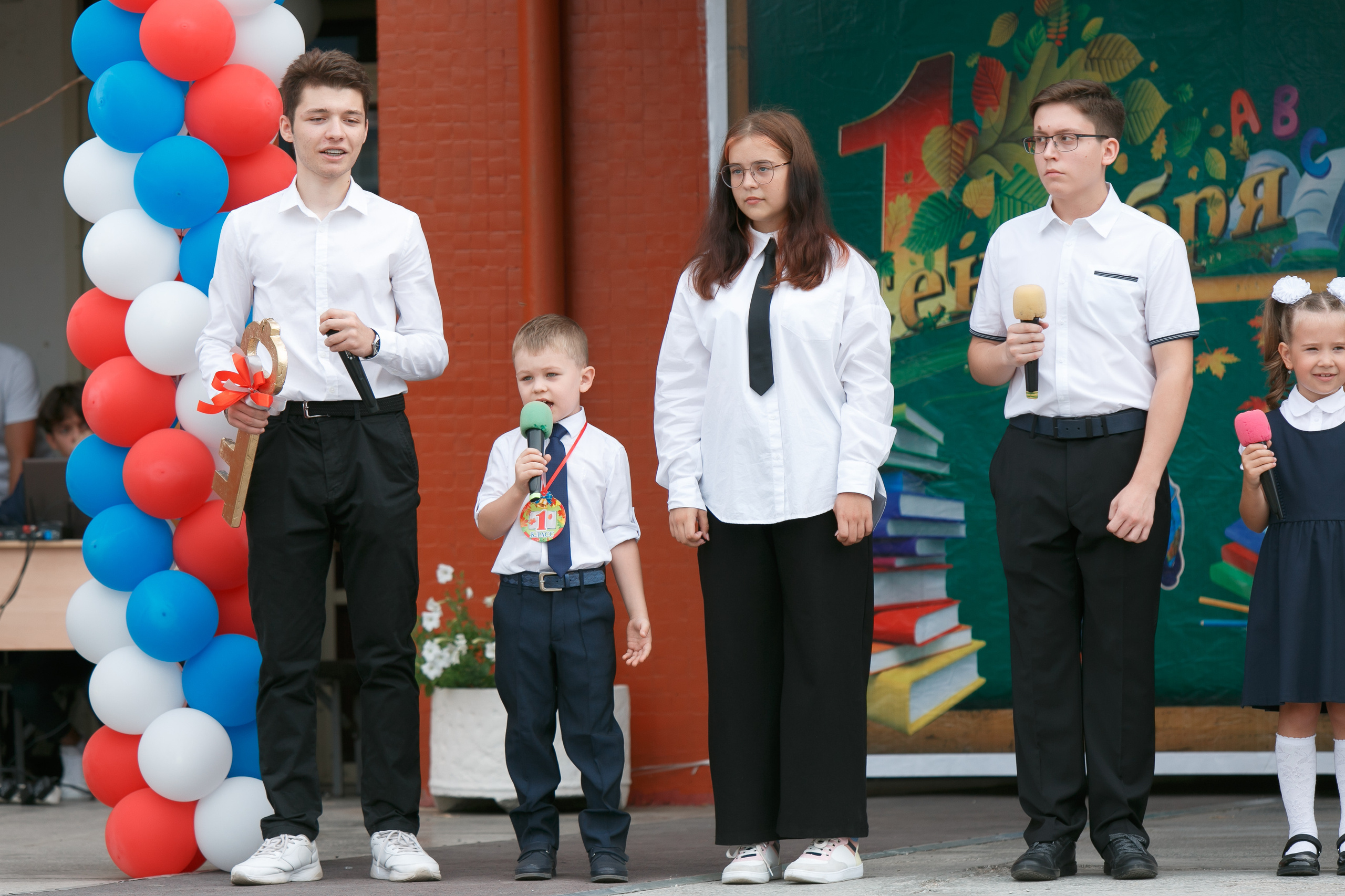 Школа № 33 1 «А» класс. Свадебный, семейный и школьный фотограф в Сызрани Максим Баталов