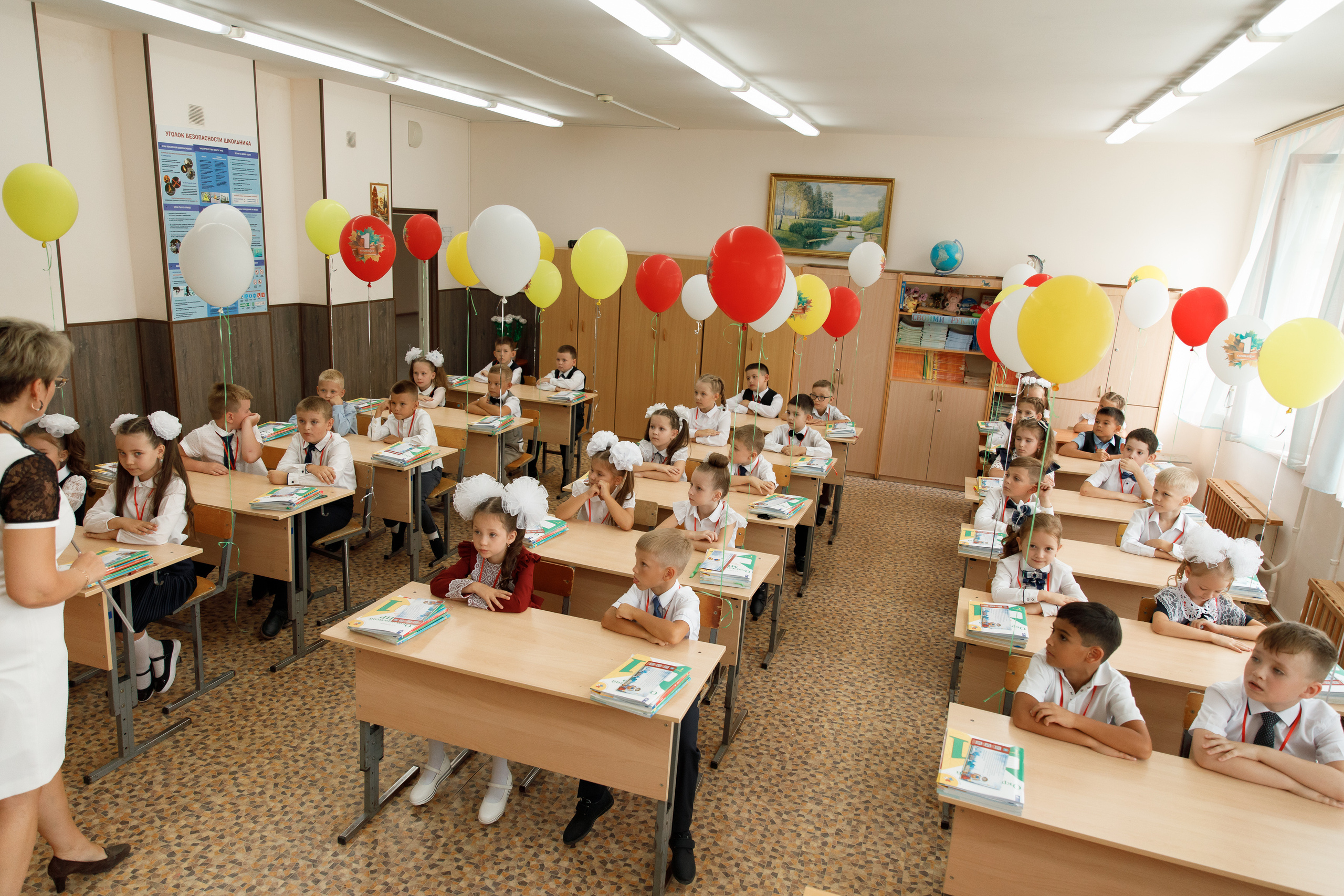 Школа № 33 1 «А» класс. Свадебный, семейный и школьный фотограф в Сызрани Максим Баталов