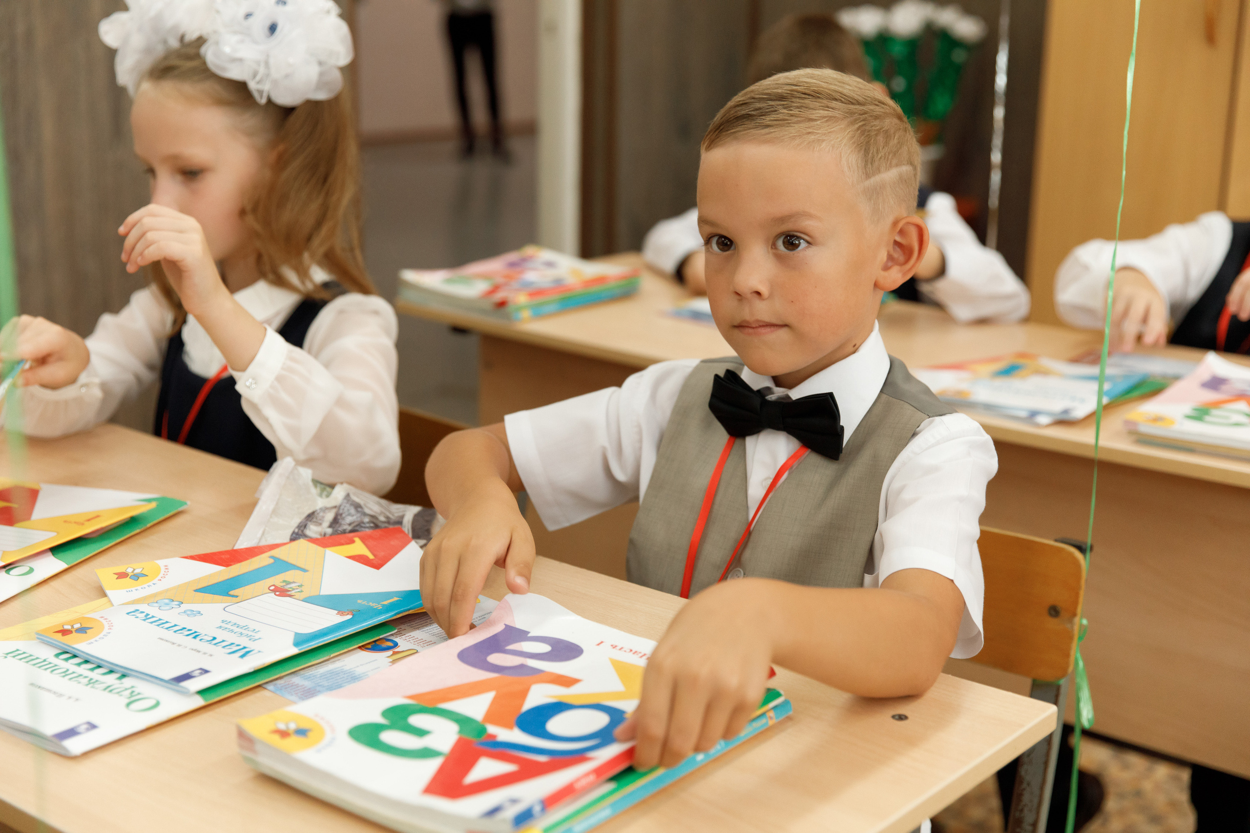 Школа № 33 1 «А» класс. Свадебный, семейный и школьный фотограф в Сызрани Максим Баталов