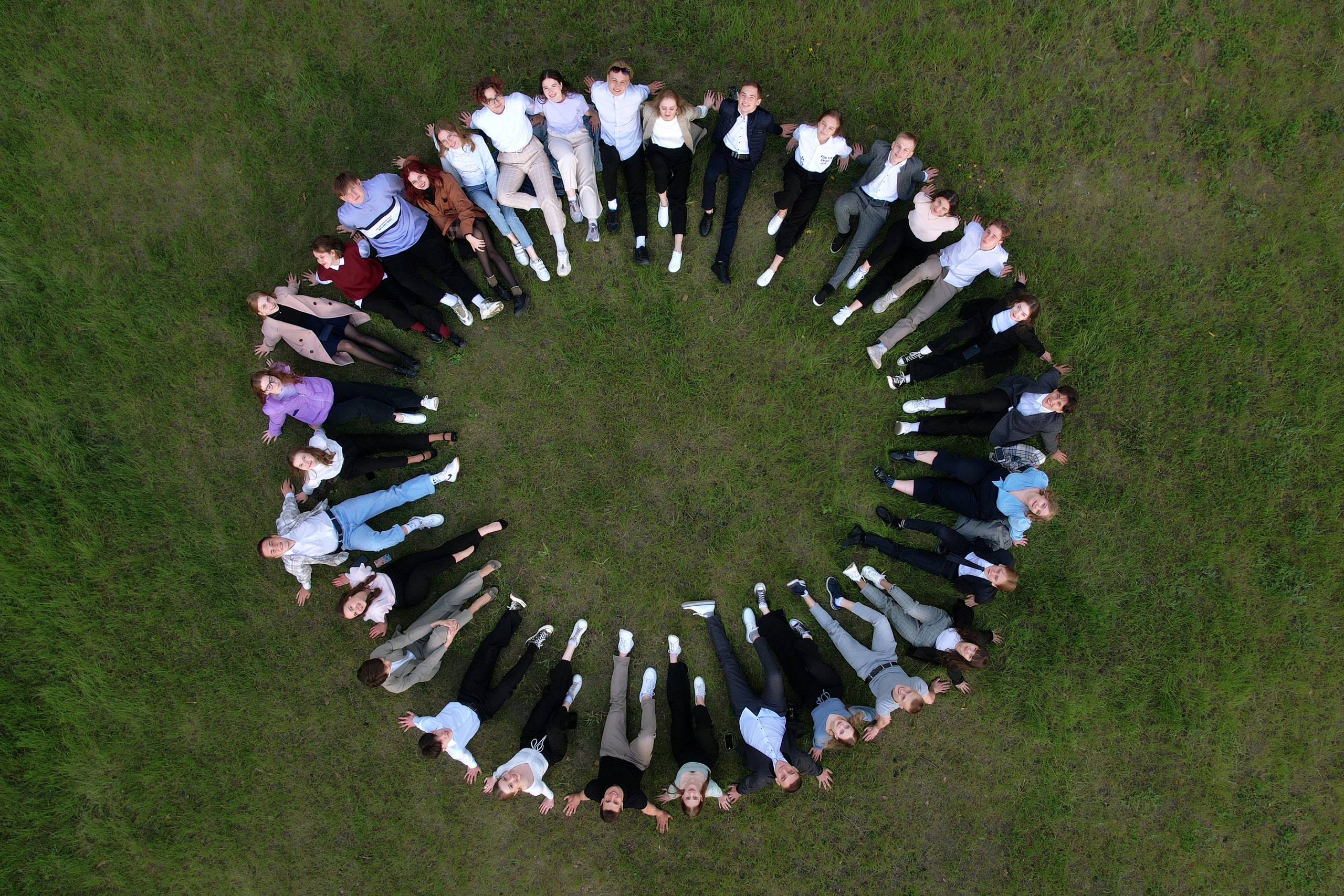 Профессиональны школьный фотограф в Сызрани Максим Баталов. Свадебный, семейный и школьный фотограф в Сызрани Максим Баталов