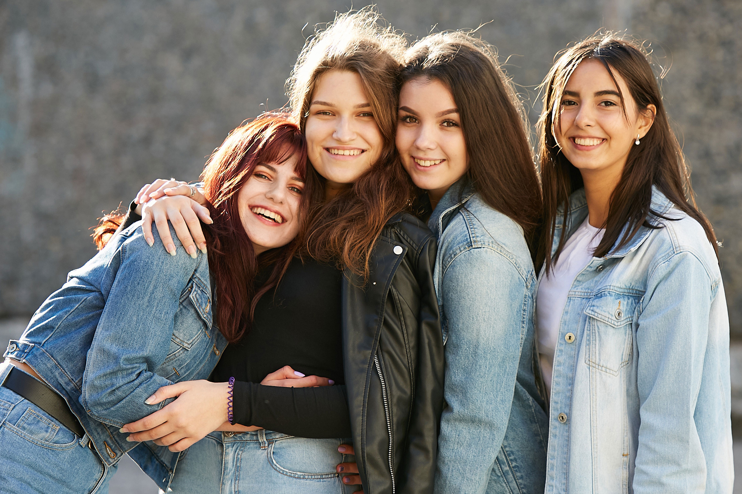 Профессиональны школьный фотограф в Сызрани Максим Баталов. Свадебный, семейный и школьный фотограф в Сызрани Максим Баталов