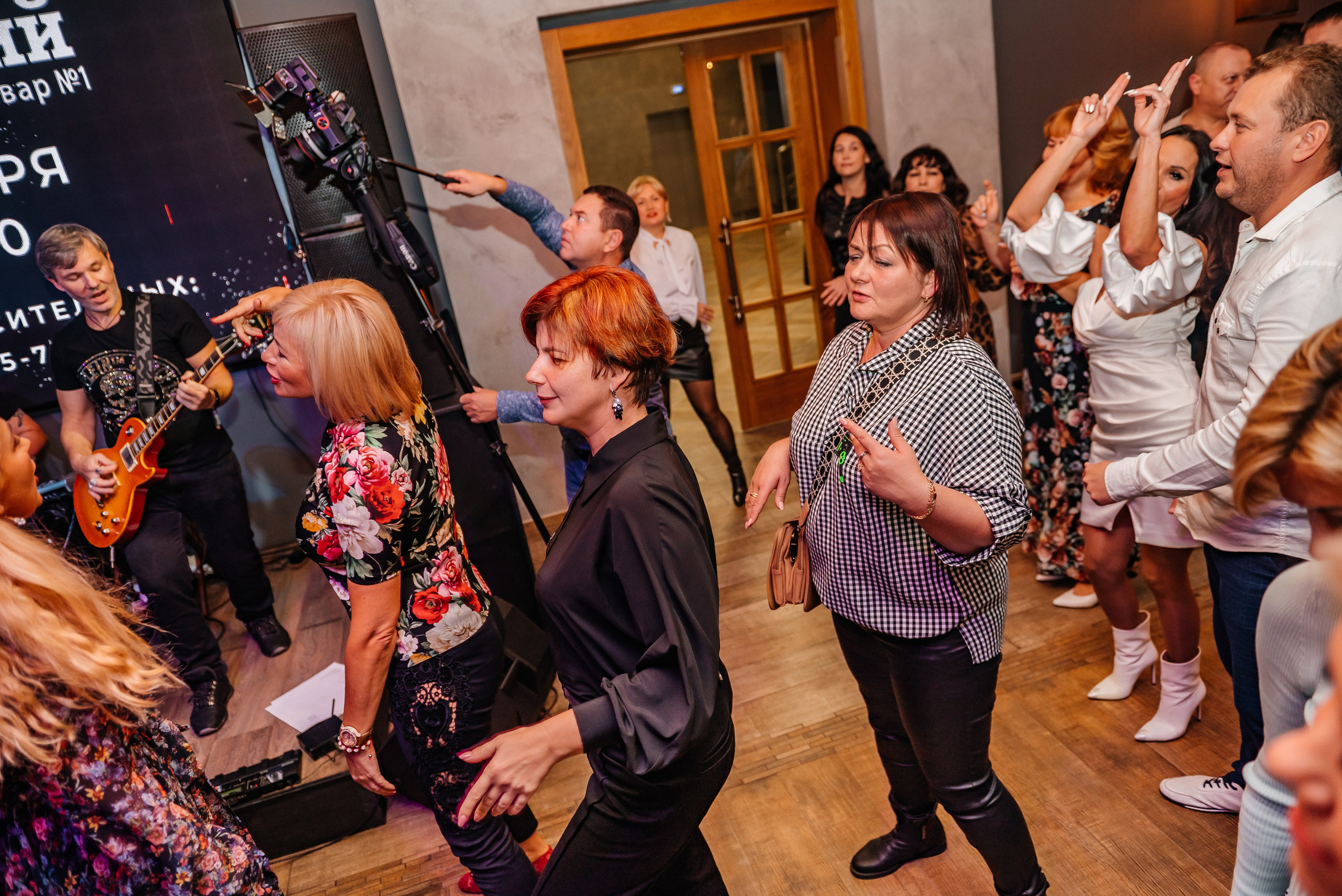 Ресторану Бакинский бульвар № 1 5лет. Свадебный и семейный фотограф в Дзержинске Екатерина Шулакова