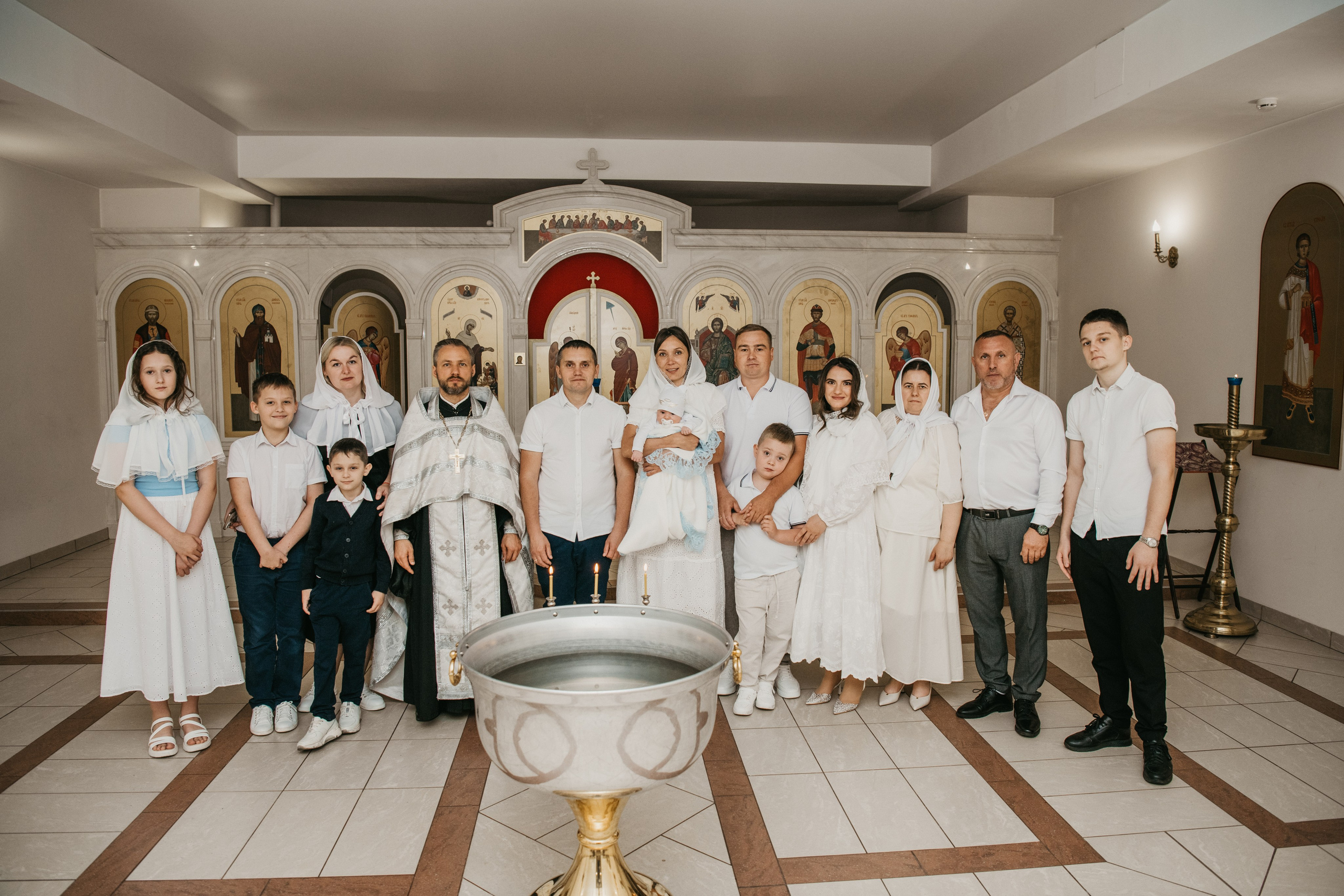 Крещение Евгения. Фотограф на выписку из роддома в Москве и МО