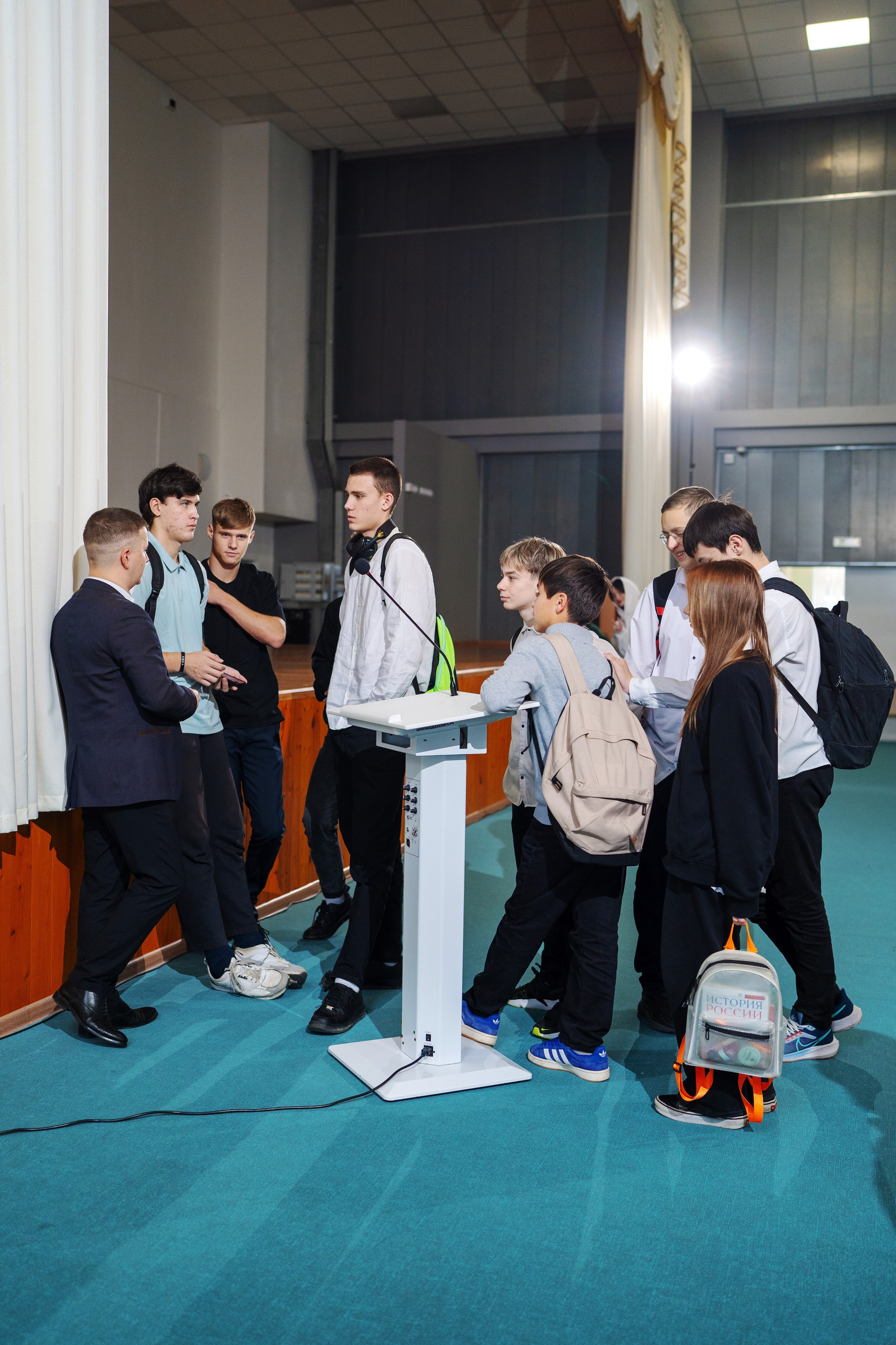 Лекция по киберспорту в школе № 2, п. Энем