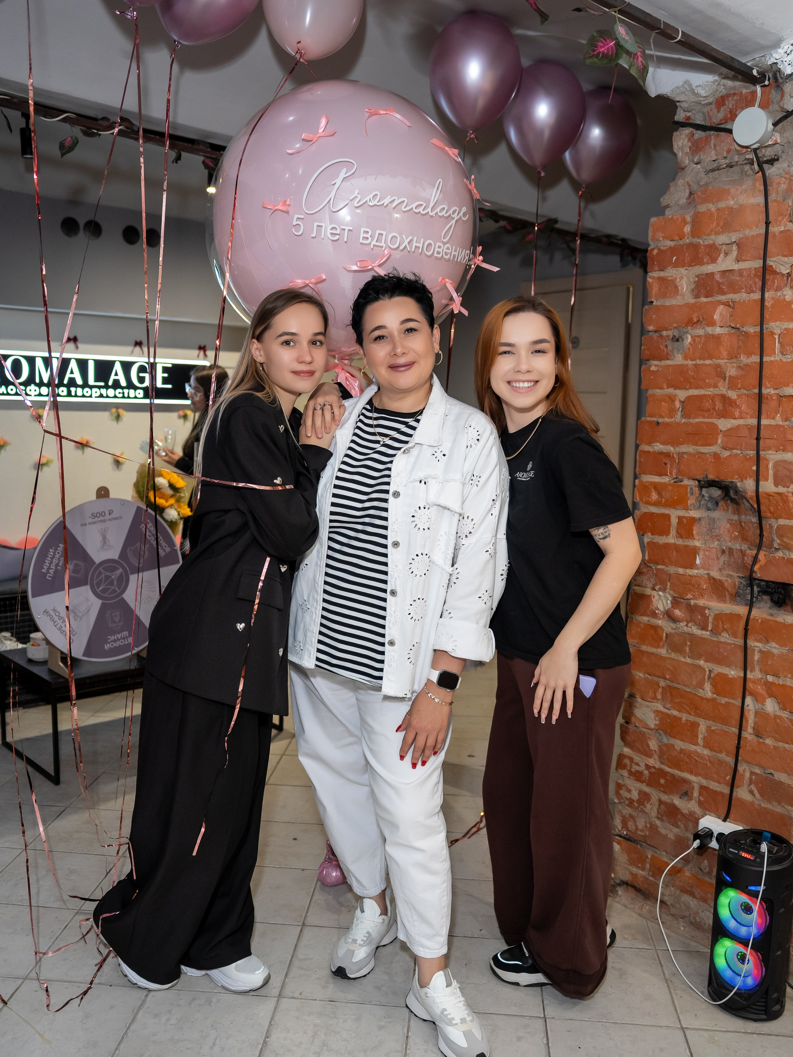 День рождения Aromalage — 5 лет вдохновения 🕯️. Мастер-классы AROMALAGE в Казани и Нижнем Новгороде для двоих, на девичник, в группе