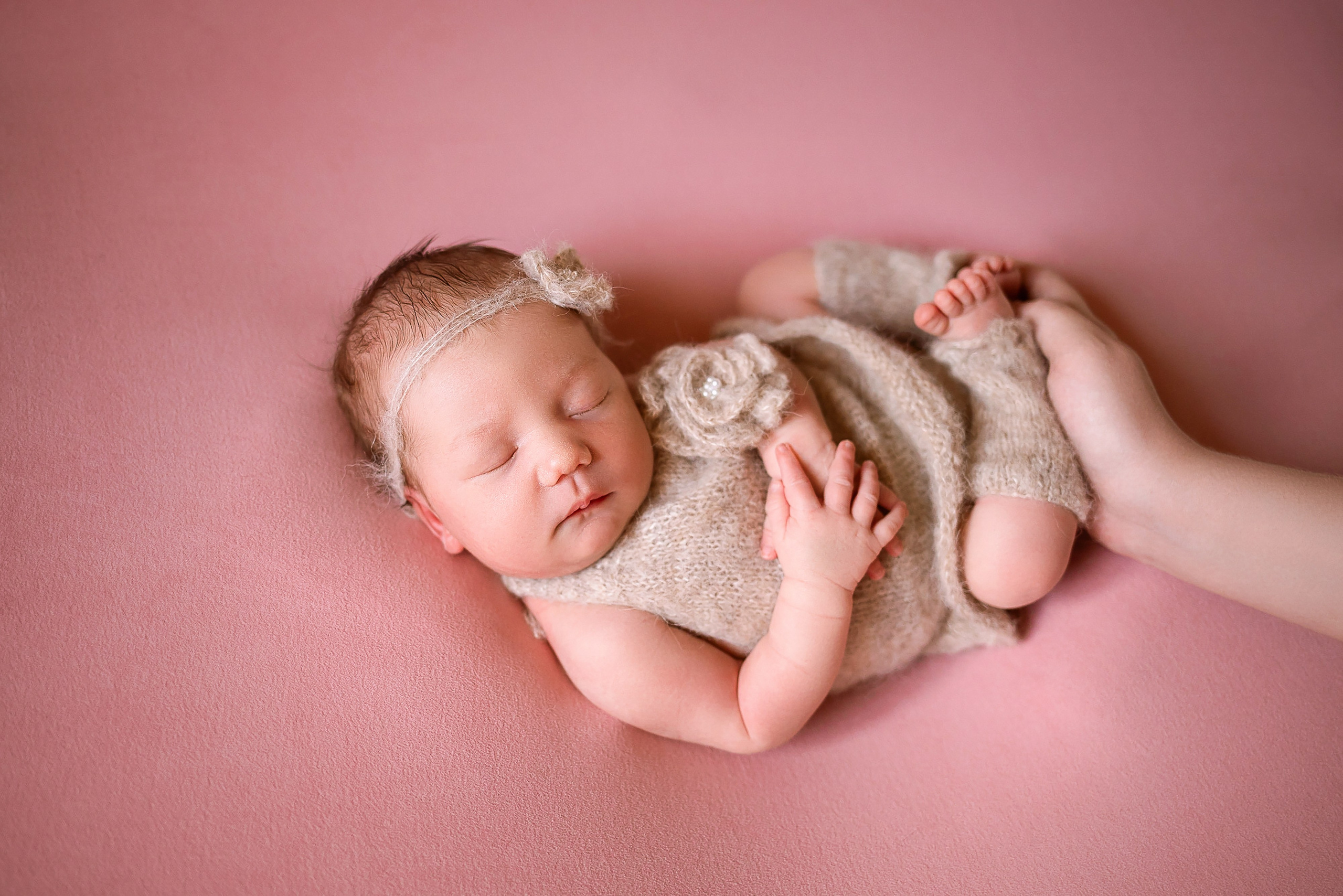 Фотосессия новорожденного. Фотограф новорожденных в Новосибирске