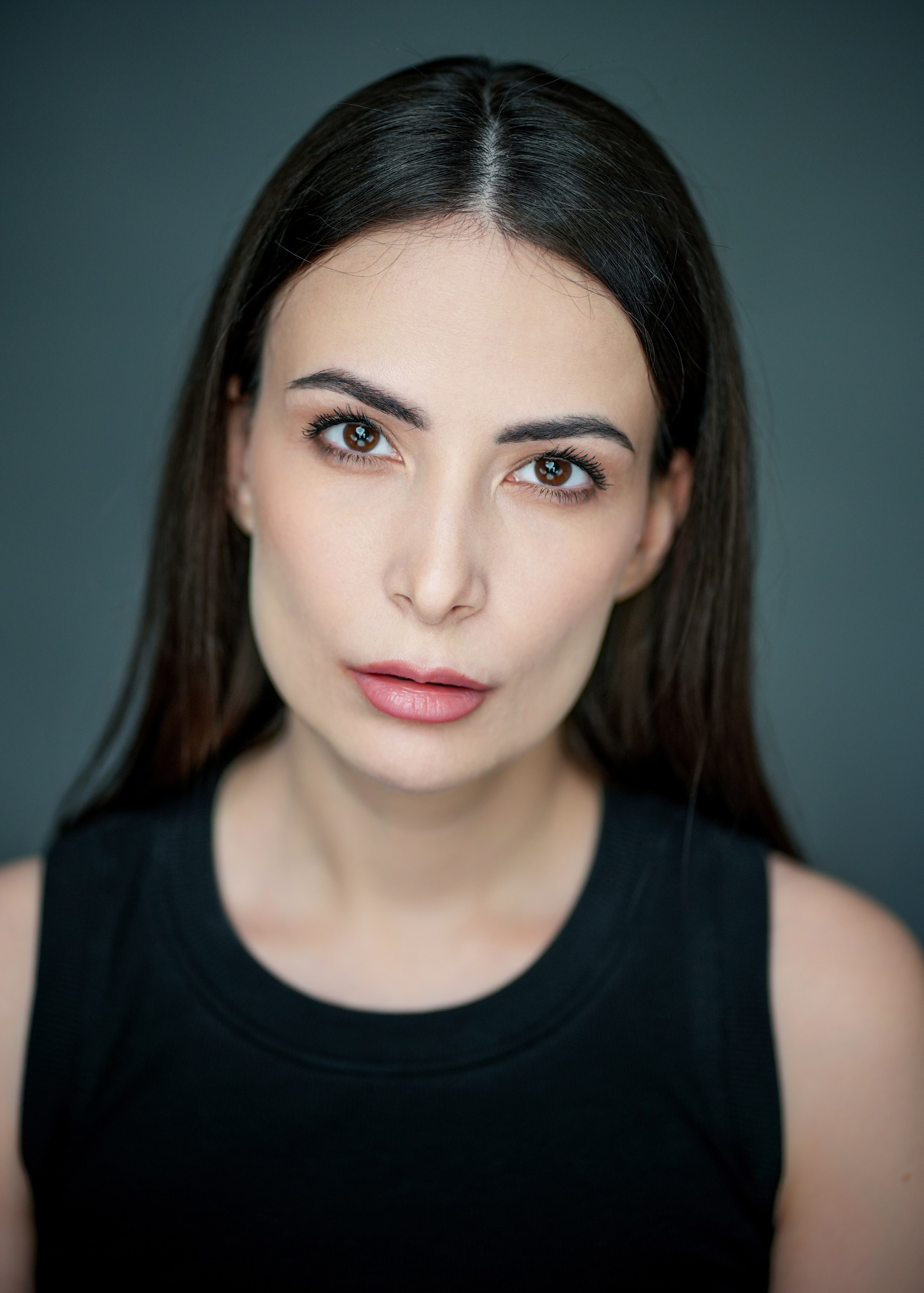 Актриса Полина Тотоева. Портретная съемка в Москве, студийный фотограф Игорь Фомин