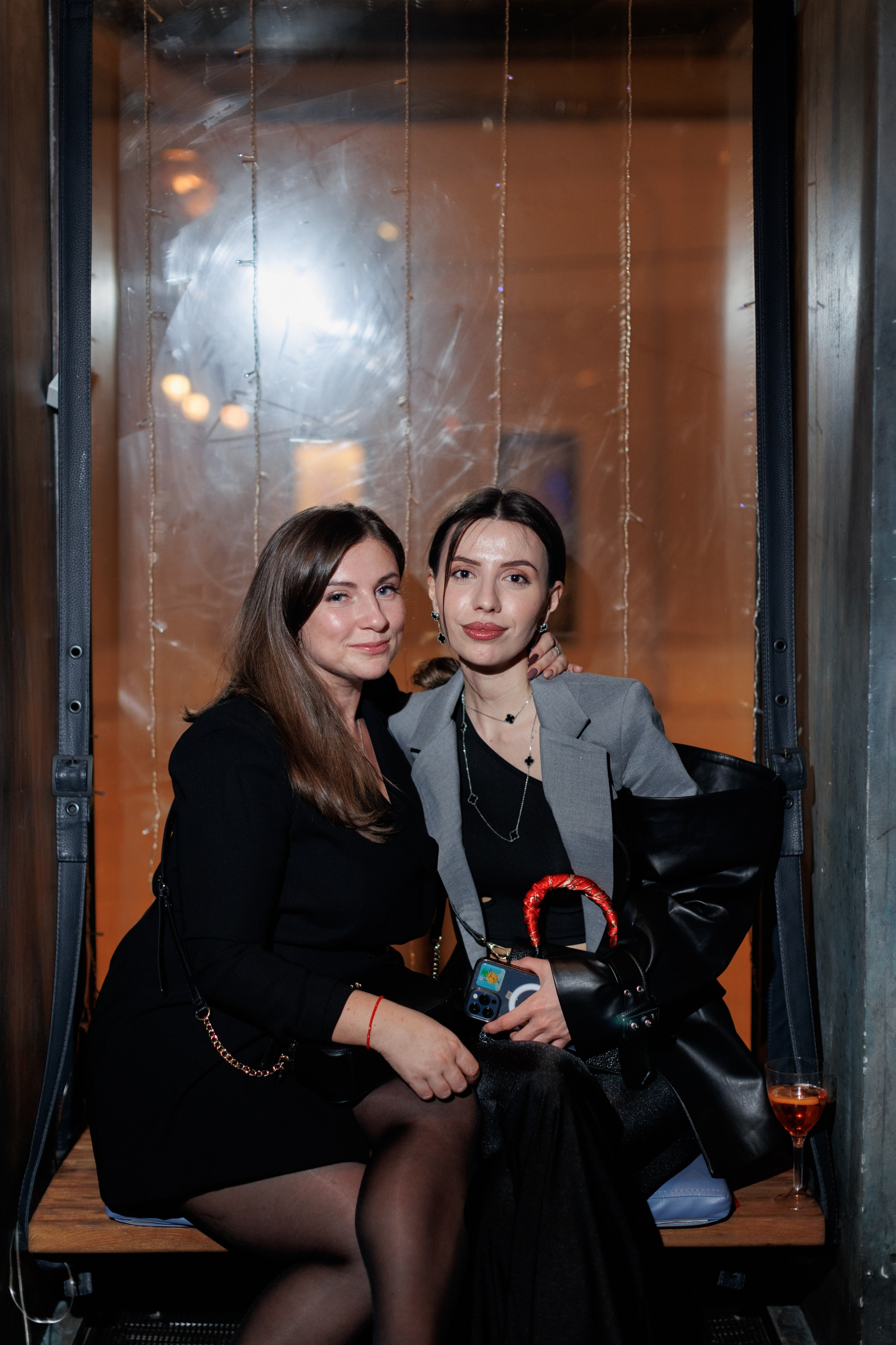 New Year Подружки 23/2024. Свадебный, портретный и репортажный фотограф Дмитрий Карпов