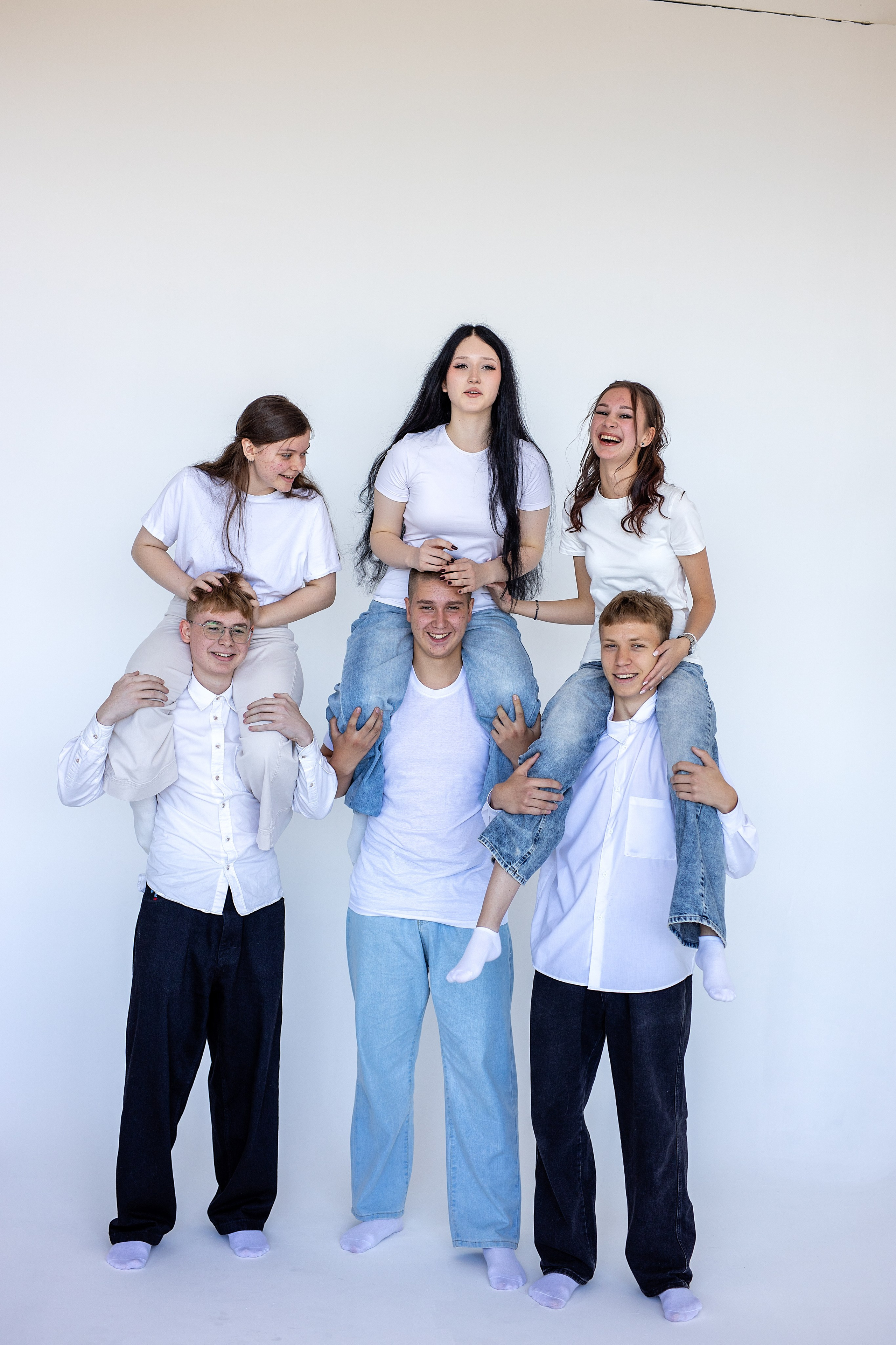 Школа 22, 11-а. Стильный выпускной альбом Владивосток фотограф Вероника Мигачева