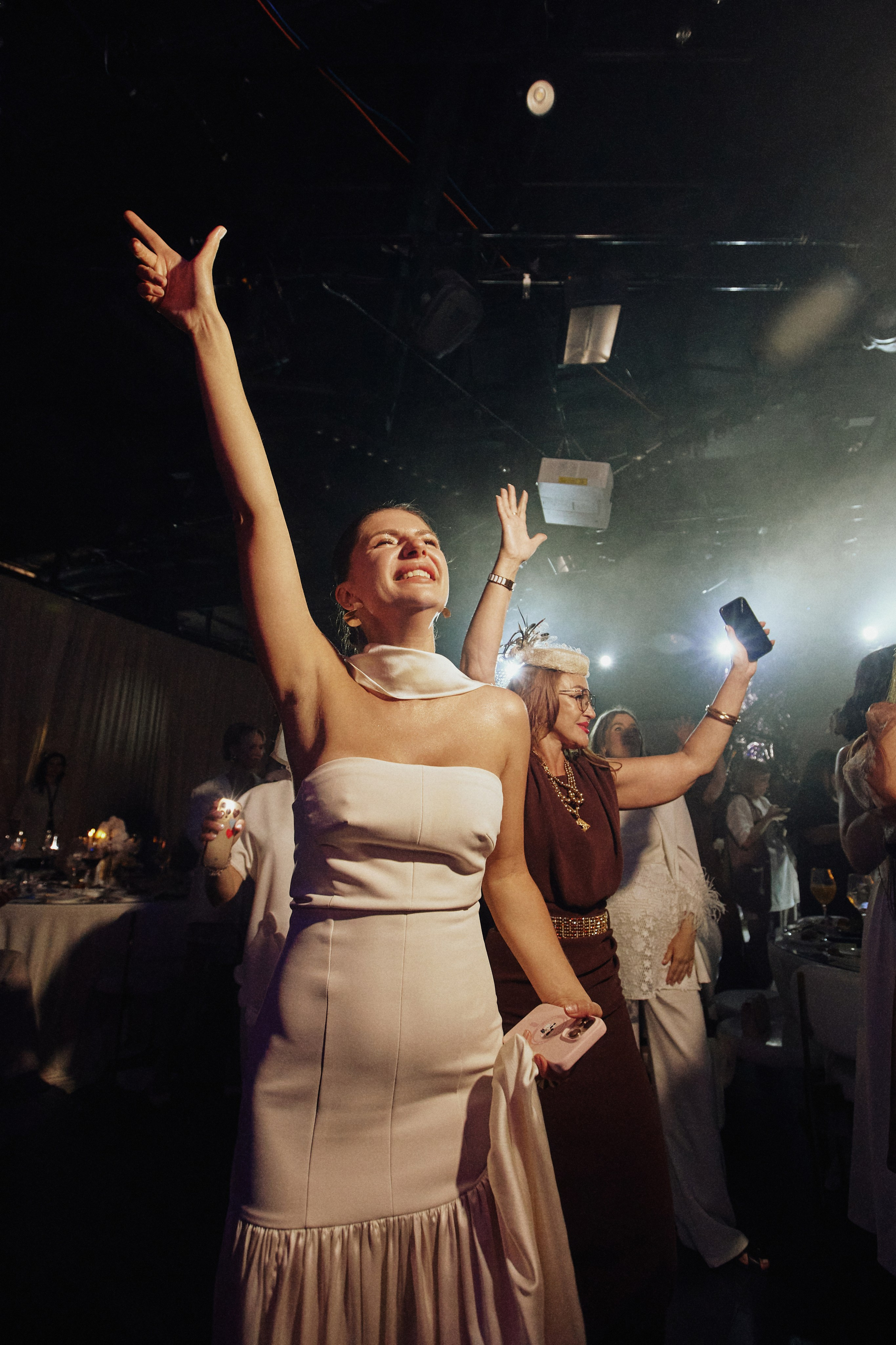 REFLECTIONS: A TRAIL OF FEELINGS. Дмитрий Мазуркевич: Профессиональный Репортажный Фотограф