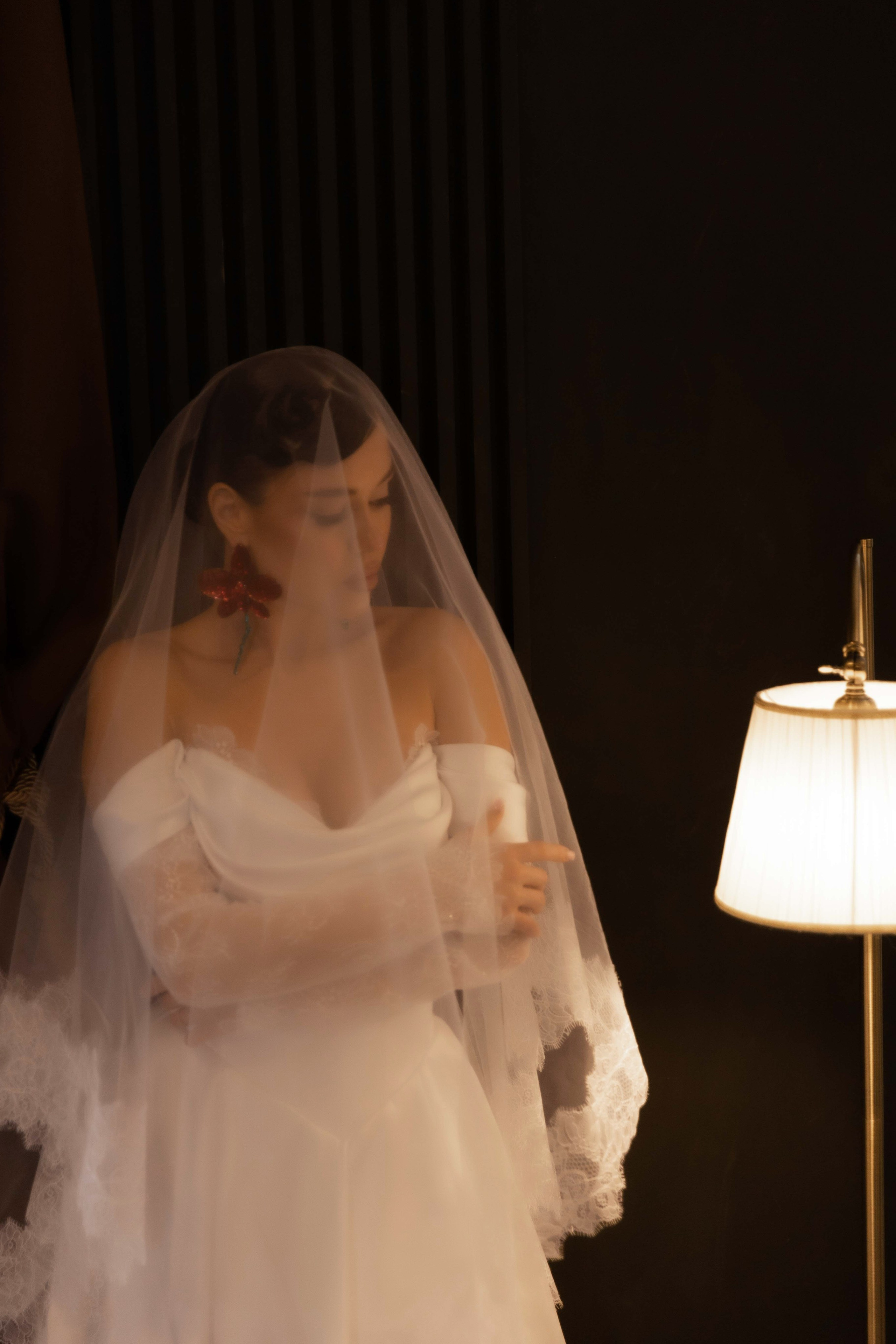 Анна. Я Ира и я фотографирую свадьбы более 10 лет