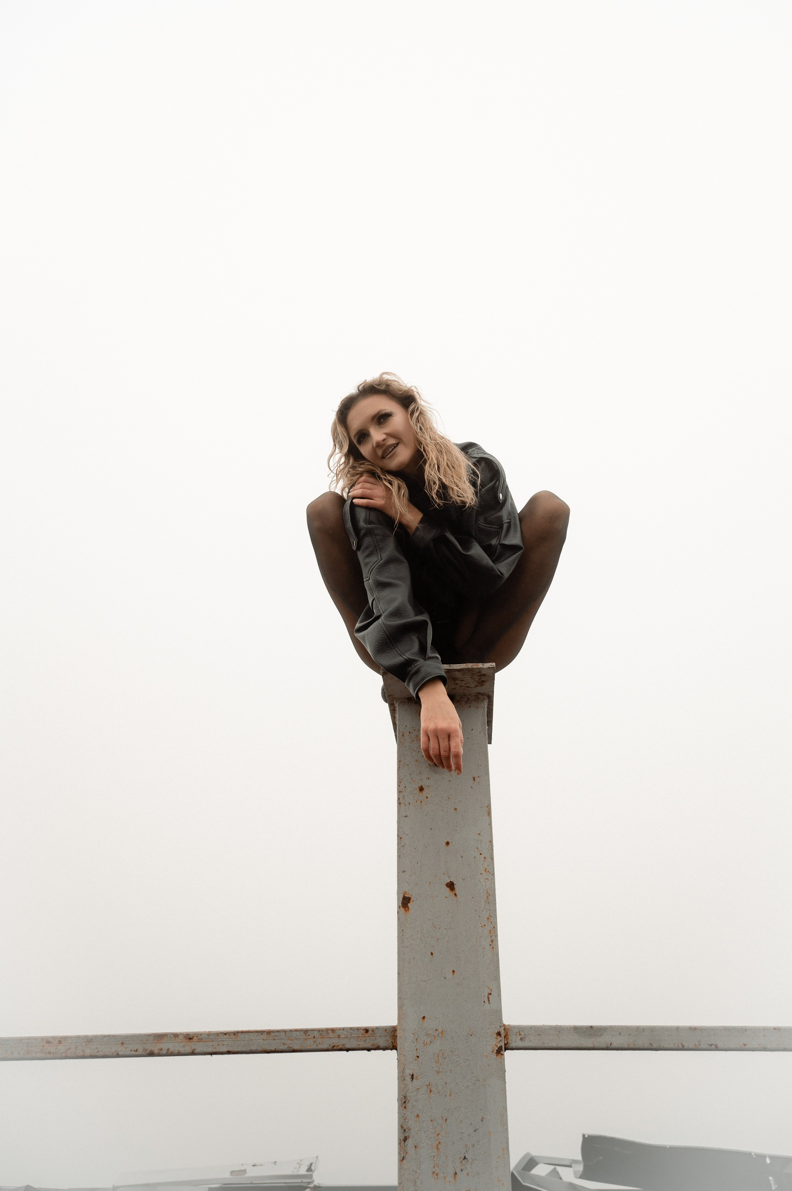 «Она прячется в тумане…». Мариуполь фото. Фотограф Мариуполь.Индивидуальные съёмки. Детские, семейные, коммерческие