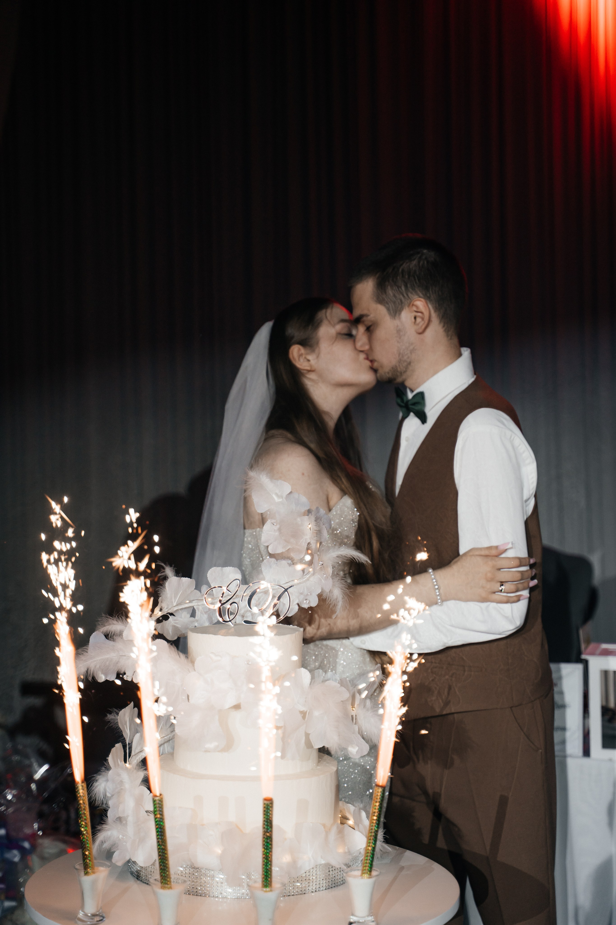 Wedding «Laugh and cry». Свадебные фотограф и видеограф Наталья и Анатолий Новиковы СПб