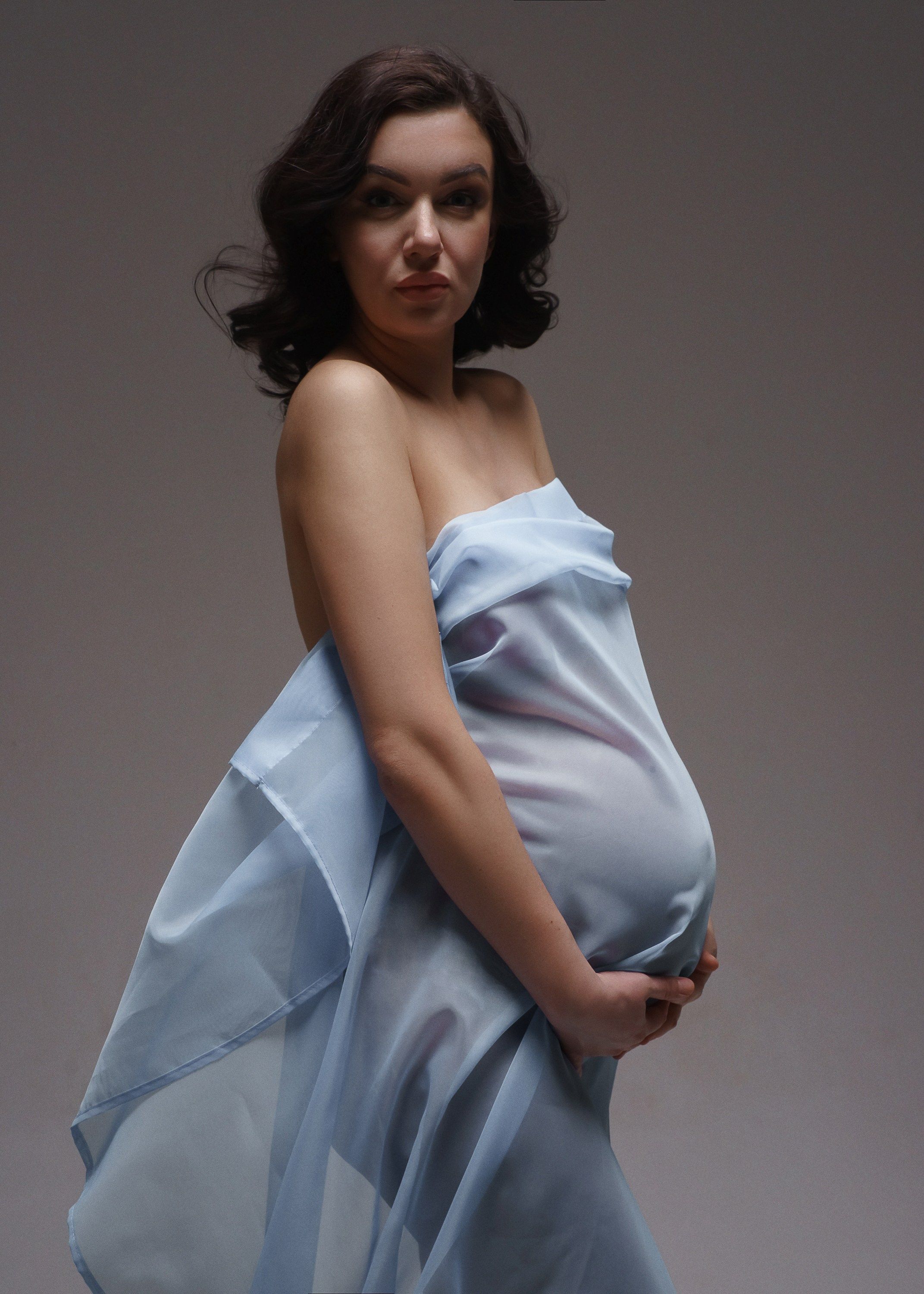 АЛЕКСАНДРА И ВЛАДИМИР. Женский портрет