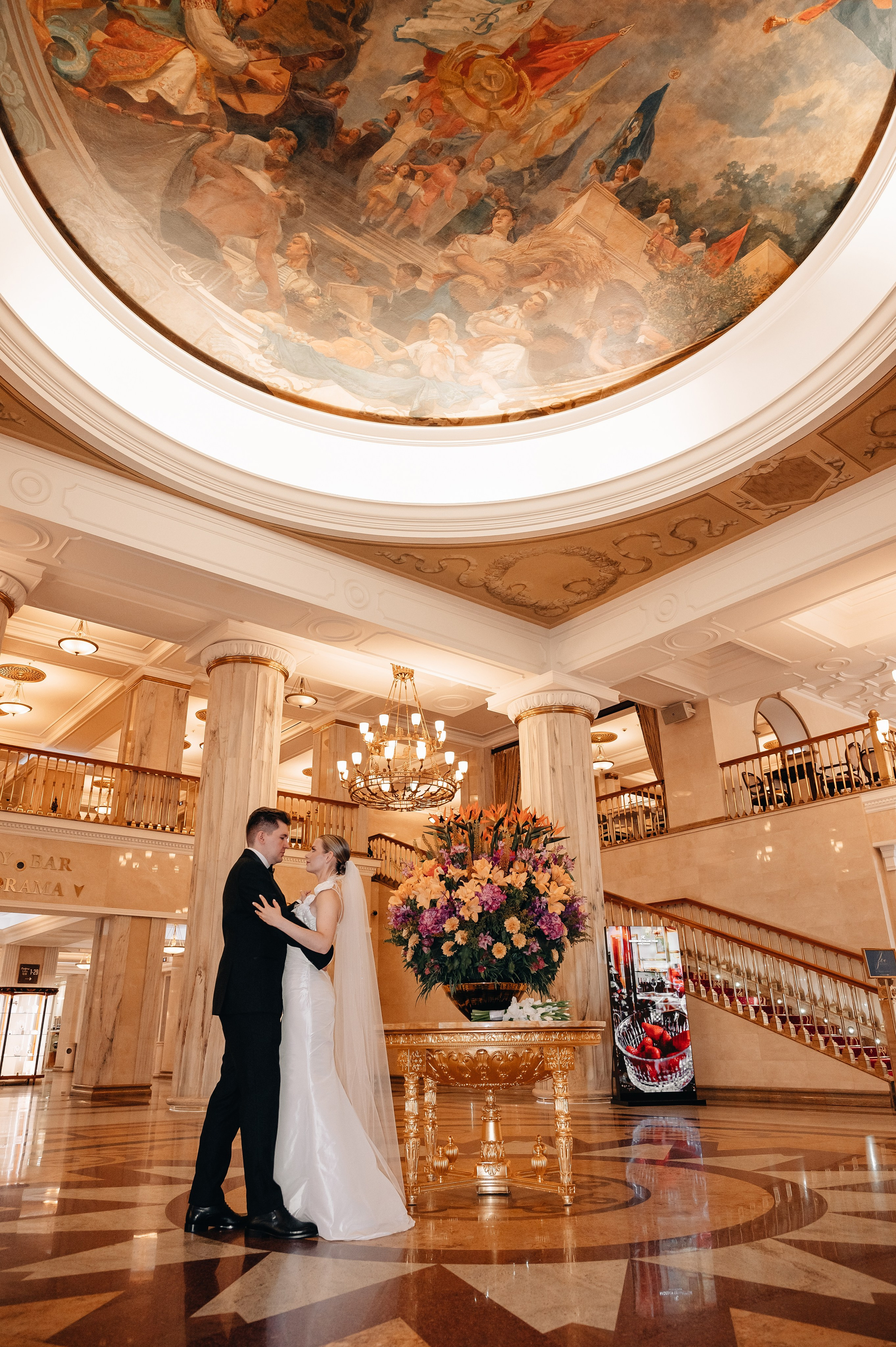 П&А | Гостиница «Украина», ГУМ и Таганский ЗАГС. Портретный фотограф Москва Светлана Кашура