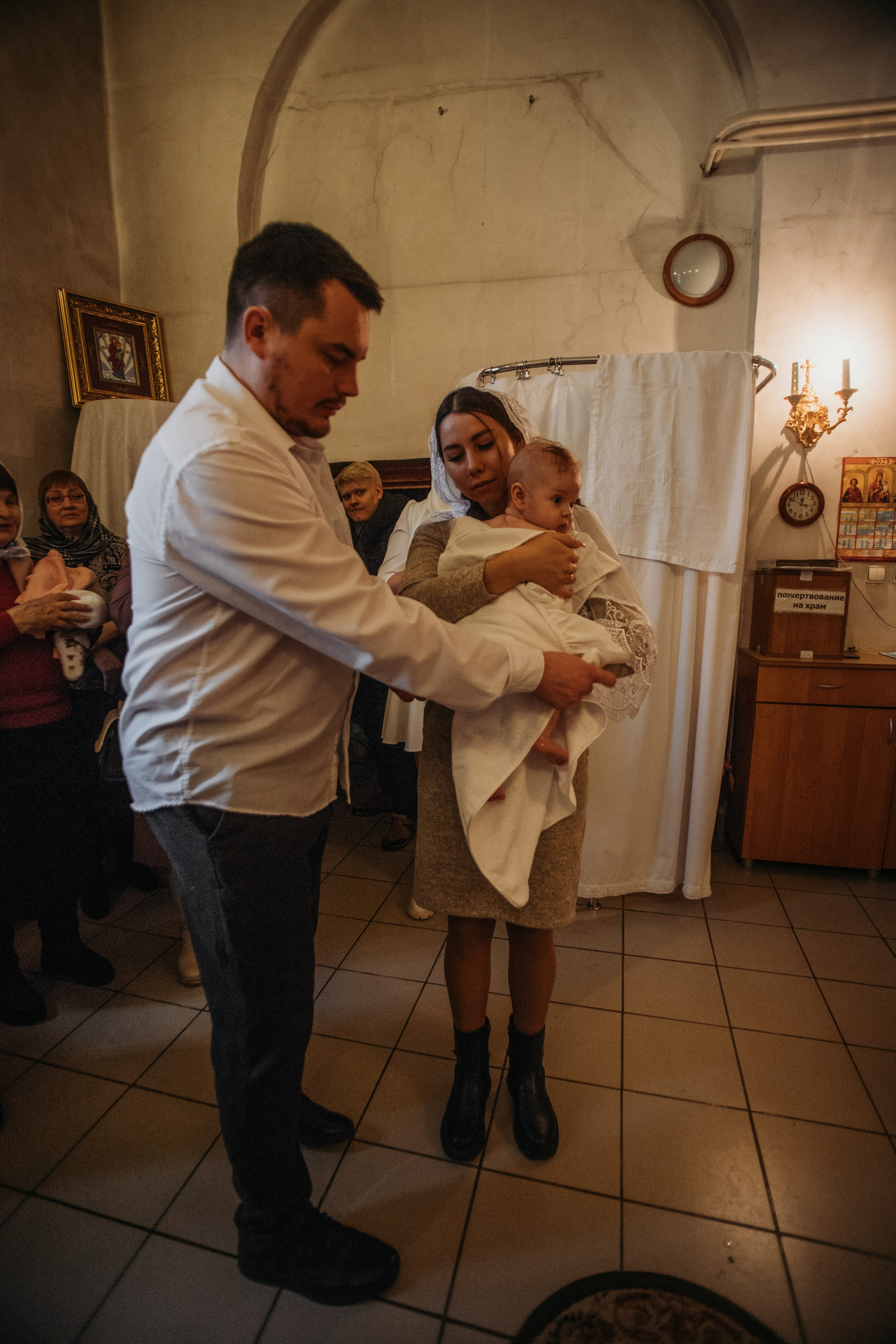 Крещение Аглаи. Венера Гайн. Репортажный фотограф  Тюмень. Обучение фотографии с 0