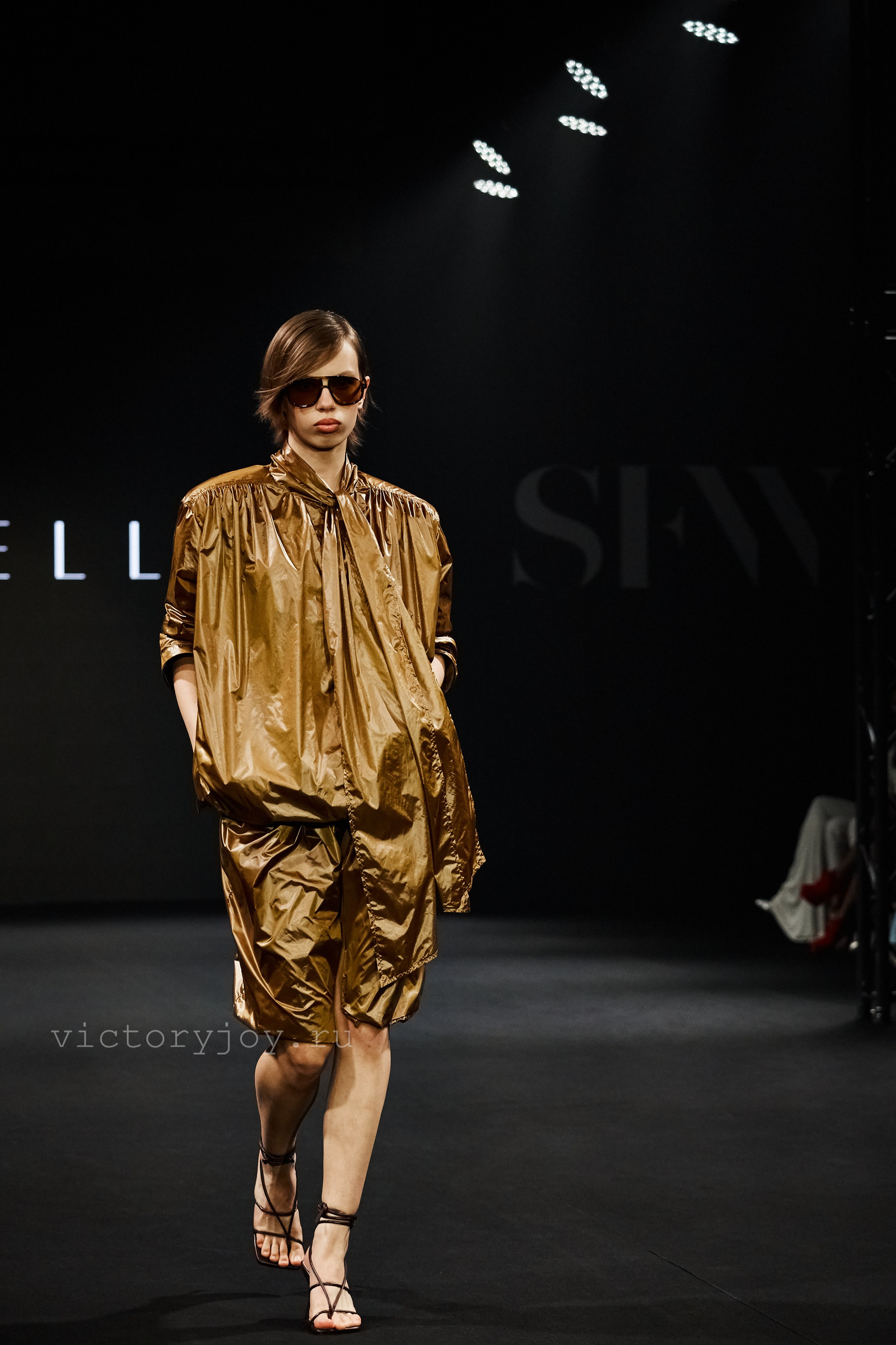 Sochi Fashion Week май 2026. Профессиональный фотограф в Сочи Виктория Джой. Обучение