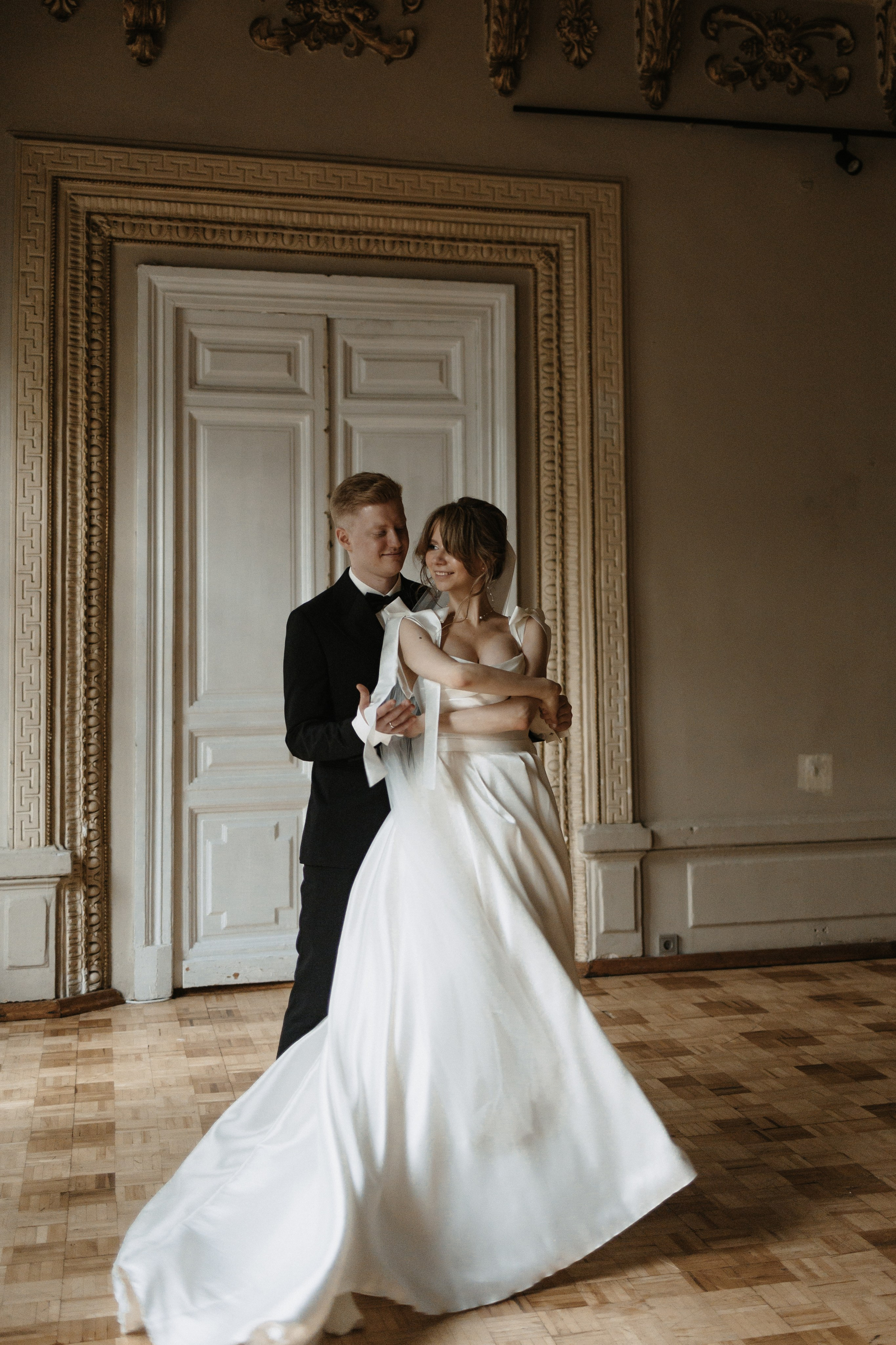 Илья и Ксюша (2024). Свадебный и семейный фотограф в Москве Яна Шувалова