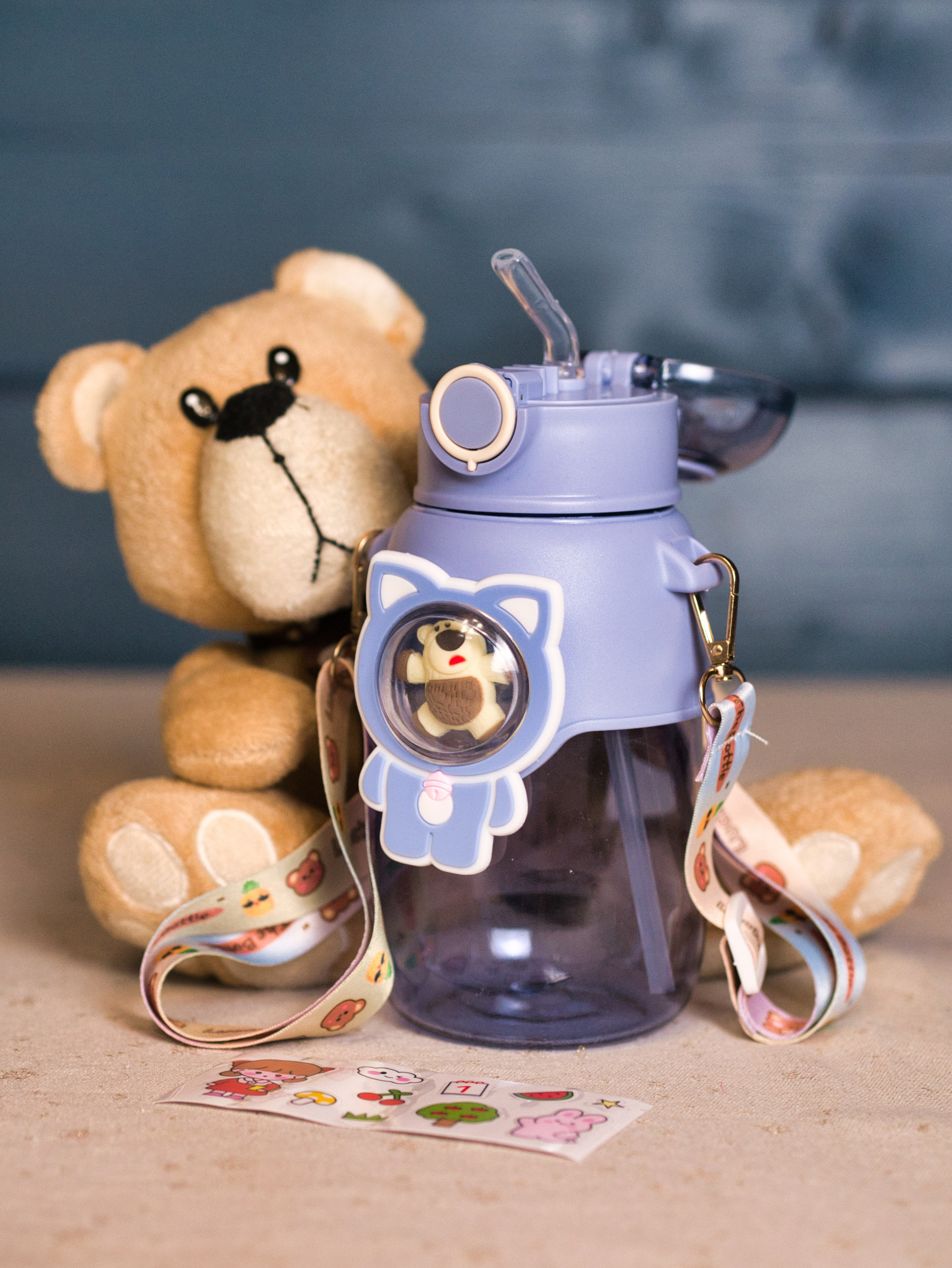 Бутылки и специи. Студия КРУГ. Фото и видеосъемка, видеомонтаж