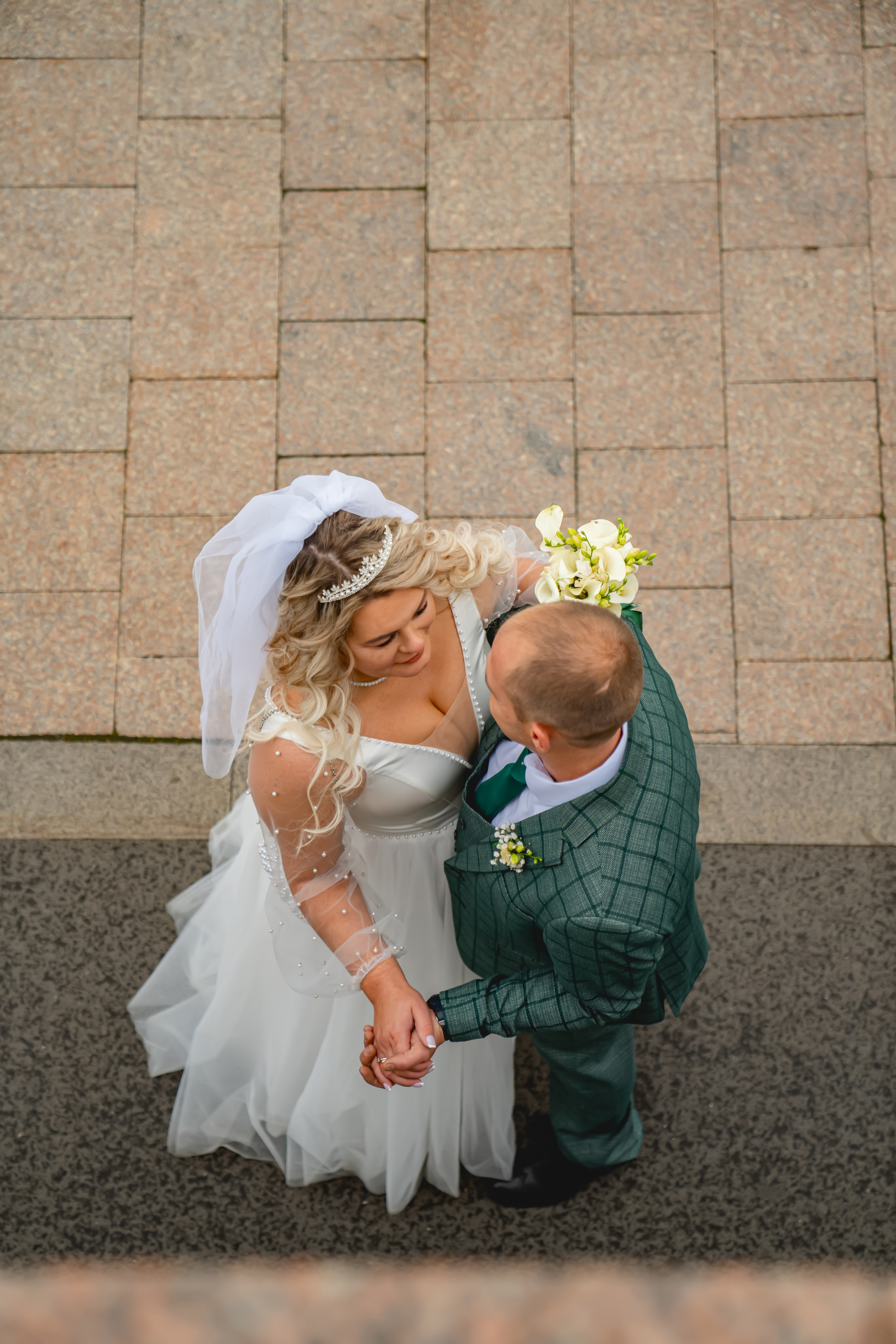 Осенняя Свадьба 2024. Занимаюсь профессиональной фотографией и живу рядом с Байкалом. Работаю в разных жанрах