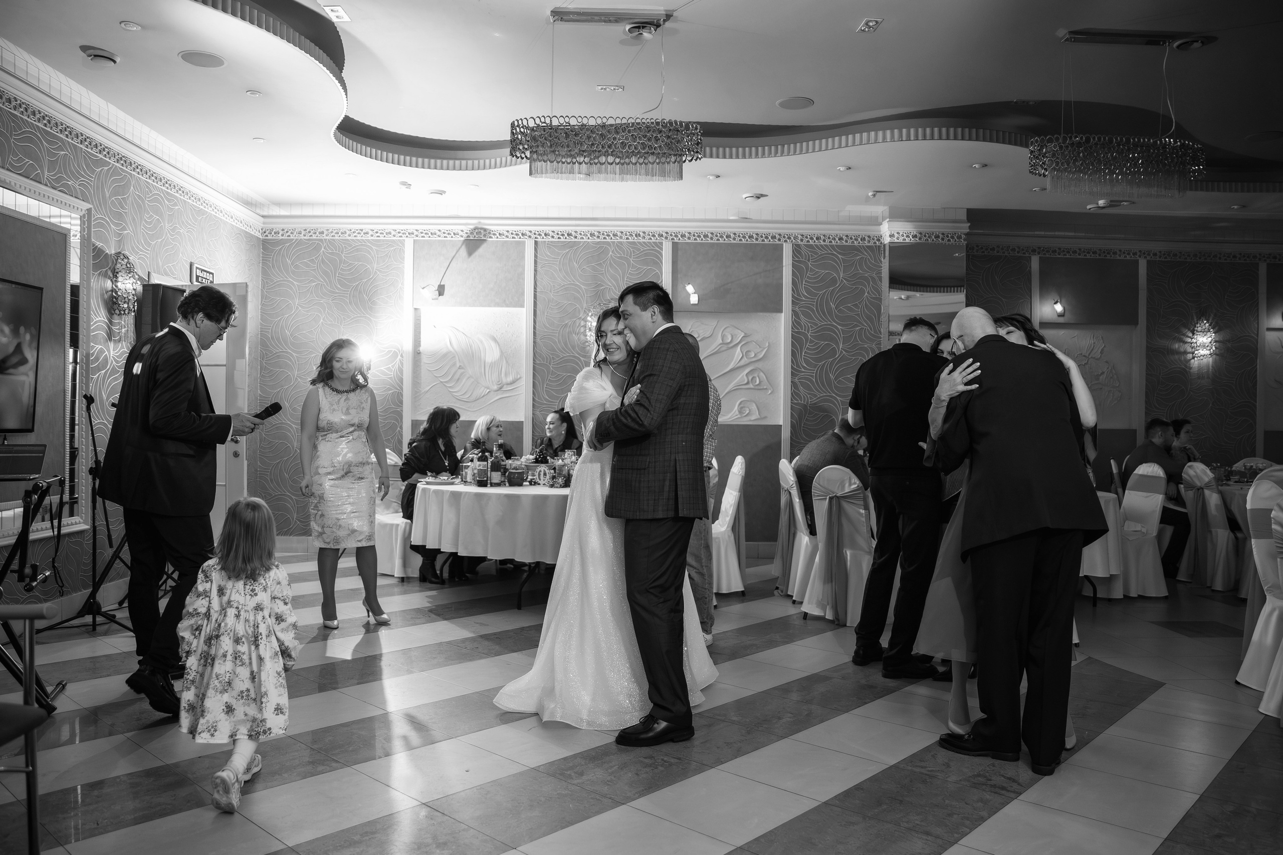 Репортаж Свадебного банкета Юлии и Романа. Семейный и женский фотограф в Москве Надежда Воробьева