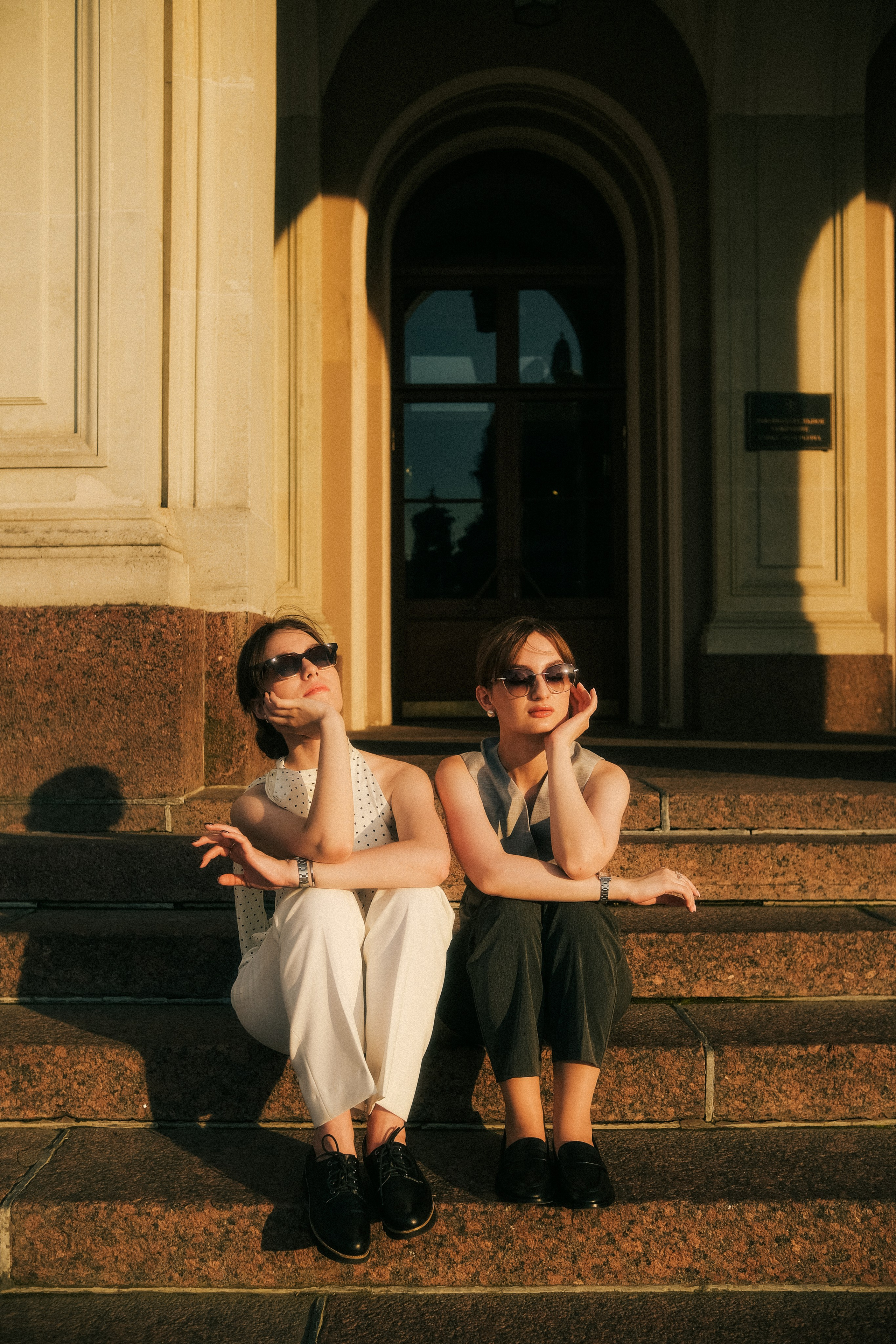 Света & Даша. Phdkvmr.ru