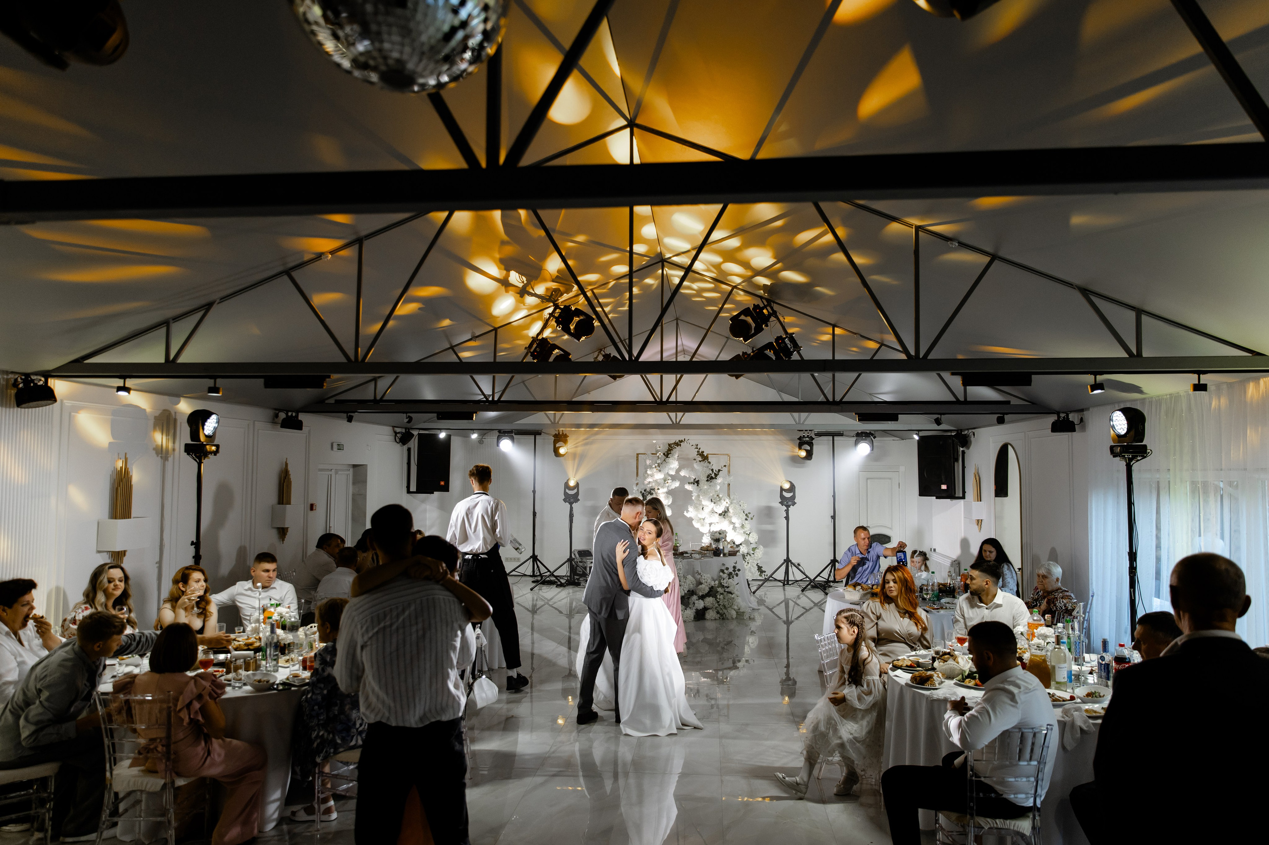 Свадебный день Влада и Вики. Свадебный фотограф Анна Бабахина