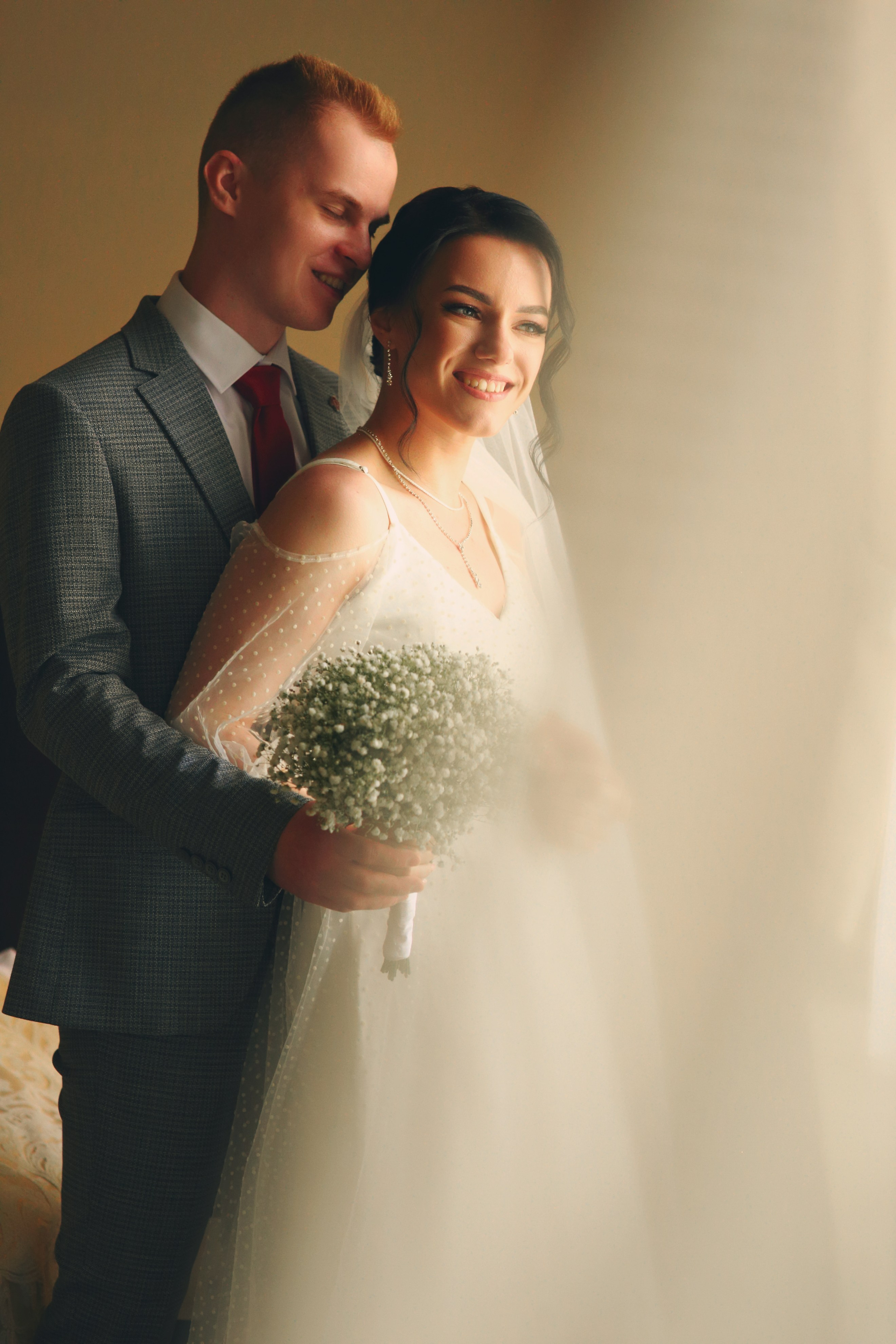 Съемка пары в отеле, на природе, в городе. Свадебный и репортажный фотограф в Ярославле и Санкт-Петербурге Роман Микрюков