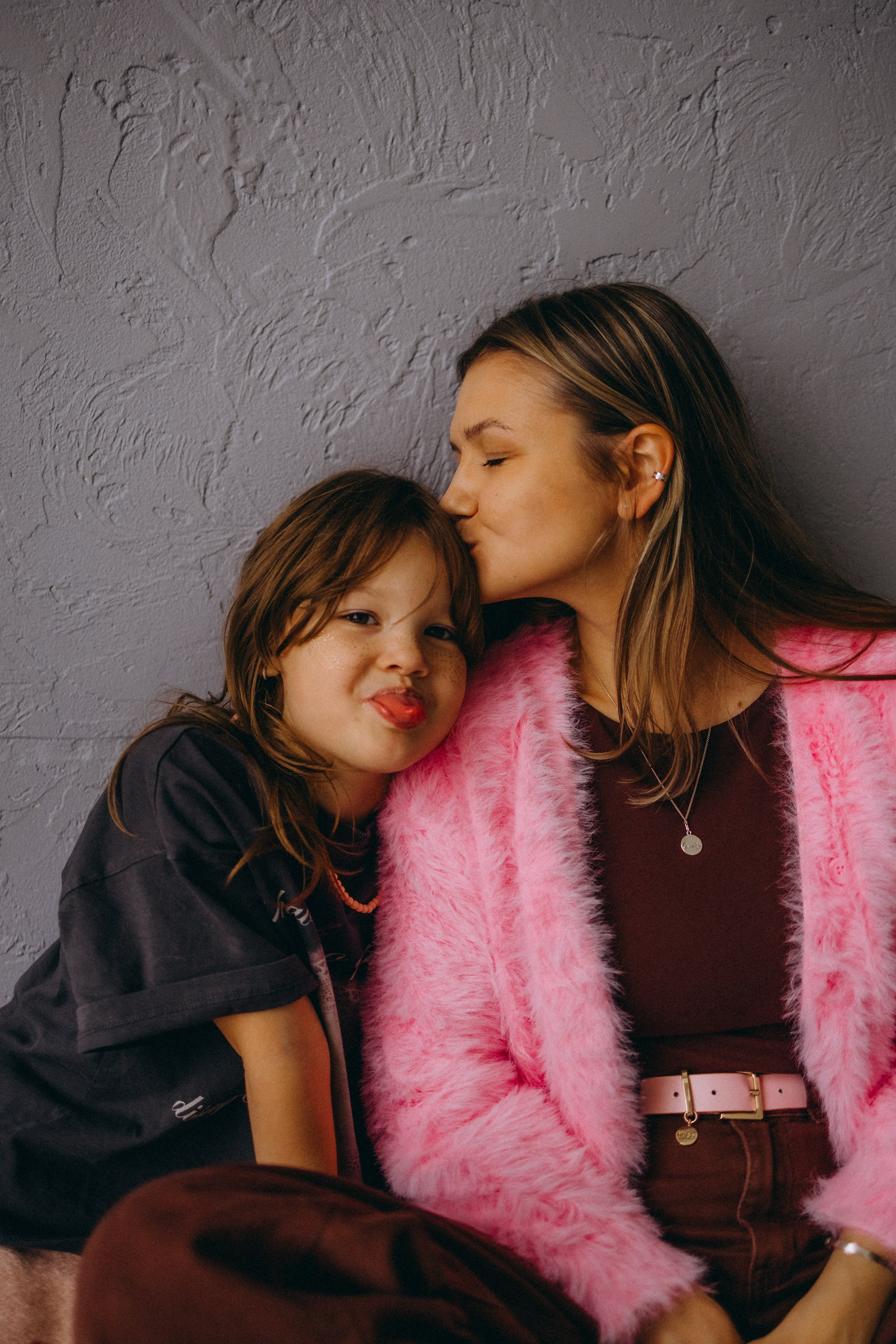 Настя и Кира. Главная