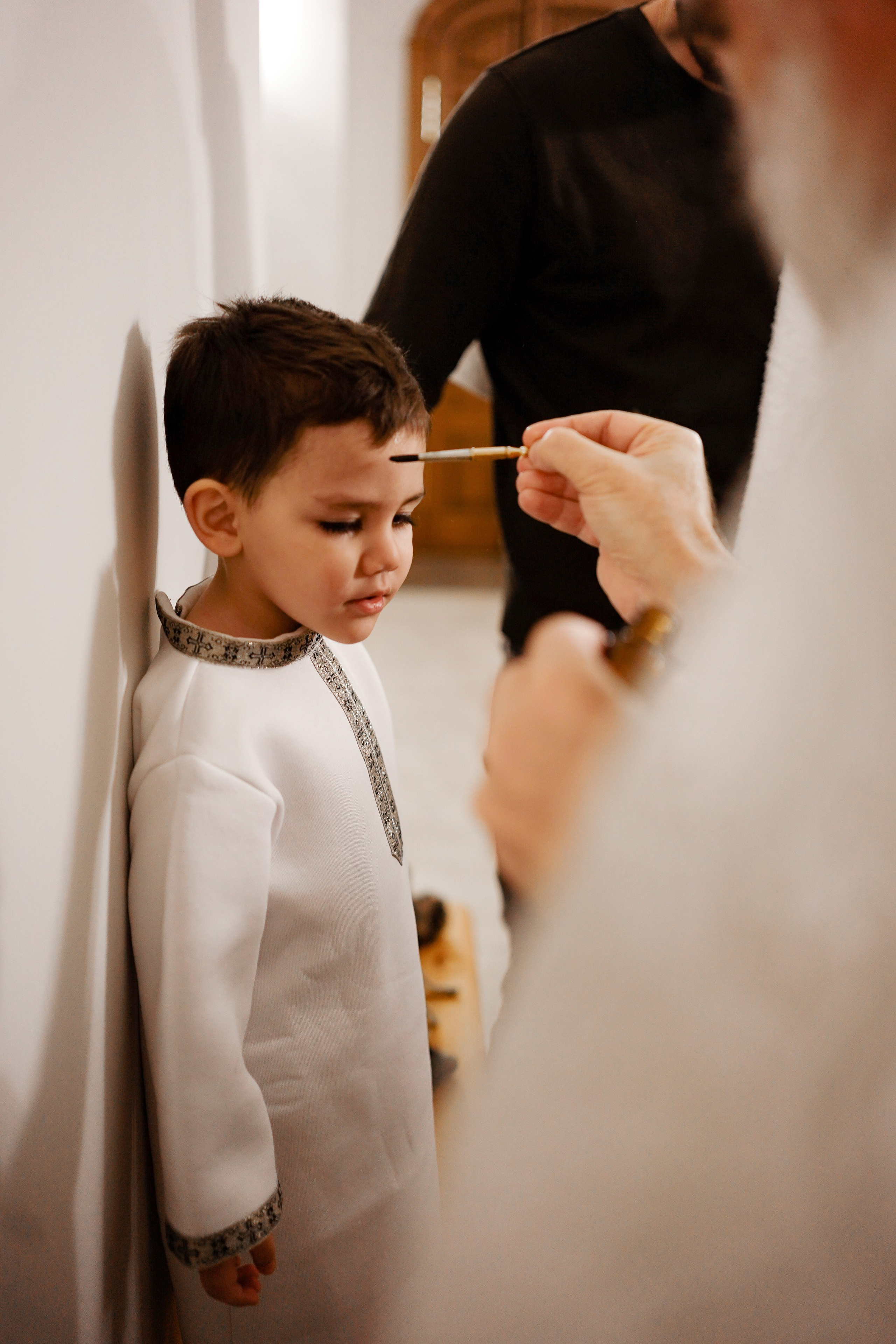 Таинство Крещения в храме Живоначальной Троицы в Троицке. Семейный и детский фотограф в Москве Екатерина Офицерова