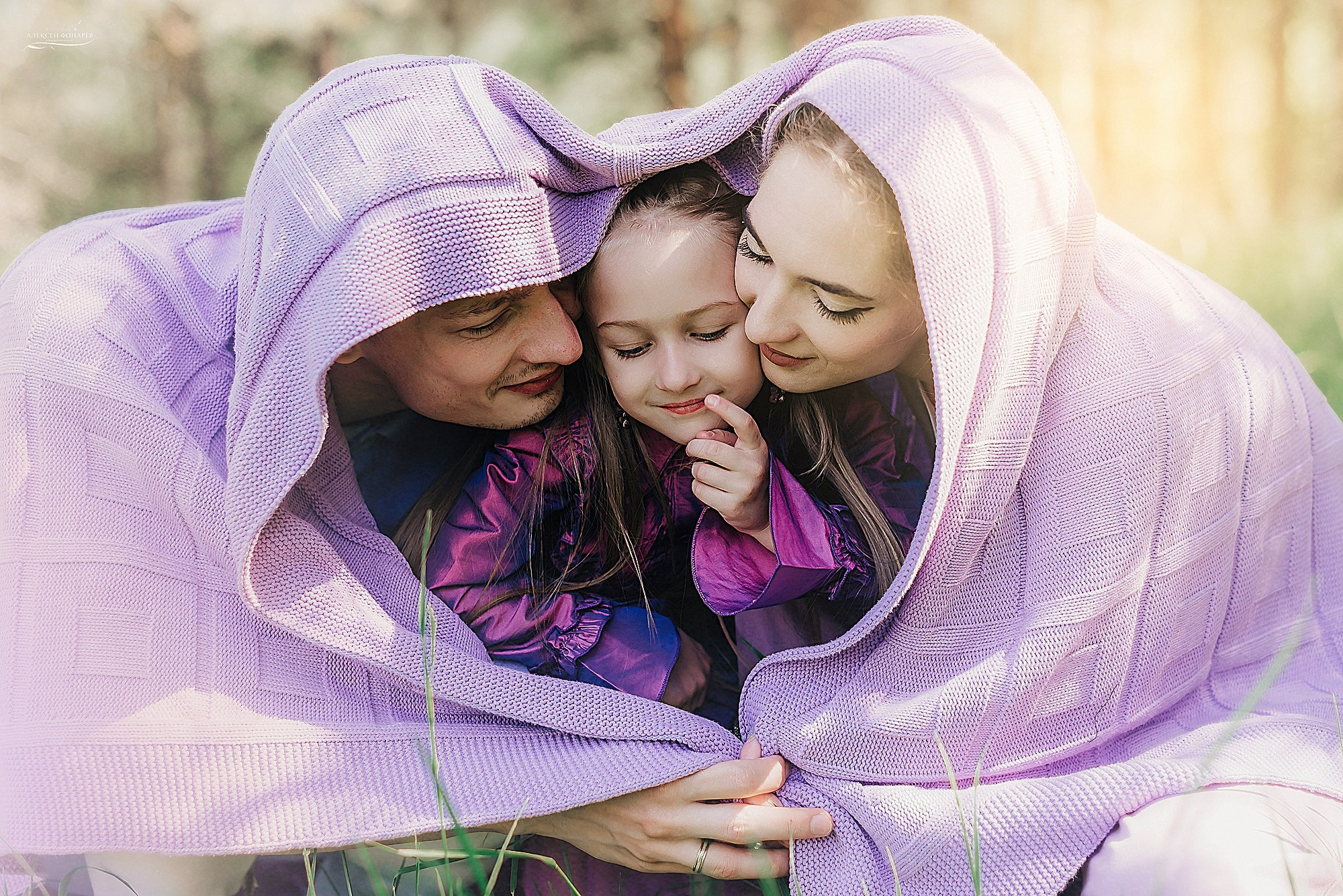 укрыты пледом семья сердце любовь в дубне фотограф