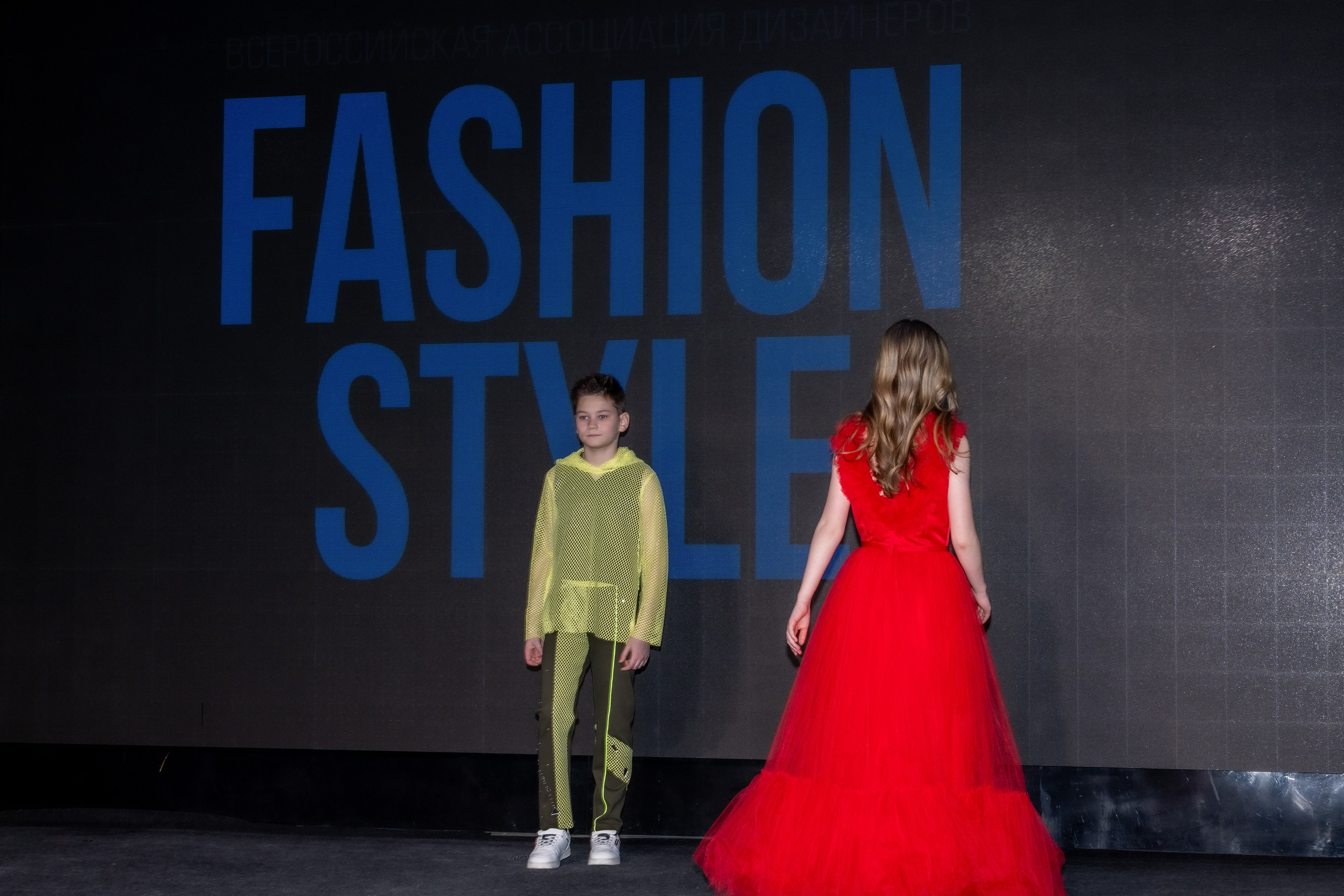 Модный показ Ассоциация дизайнеров FASHION STYLE. Студия фото, видеографии и мультимедийного дизайна в Москве Multi Frame Studio