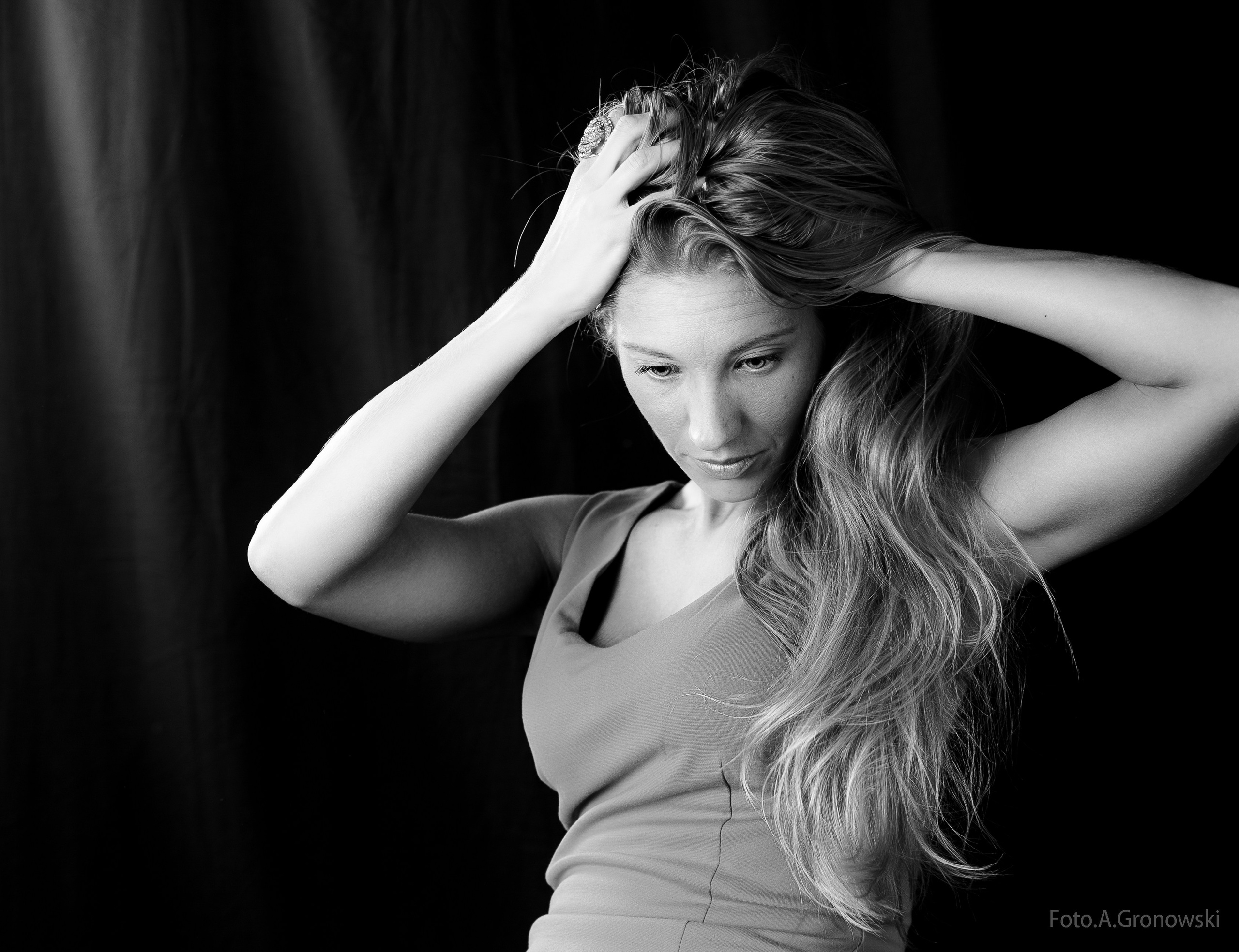 Женский портрет в студии — Портфолио. A. Гроновски —Портретный женский фотограф в Калининграде| Портреты, НЮ, Репортажи