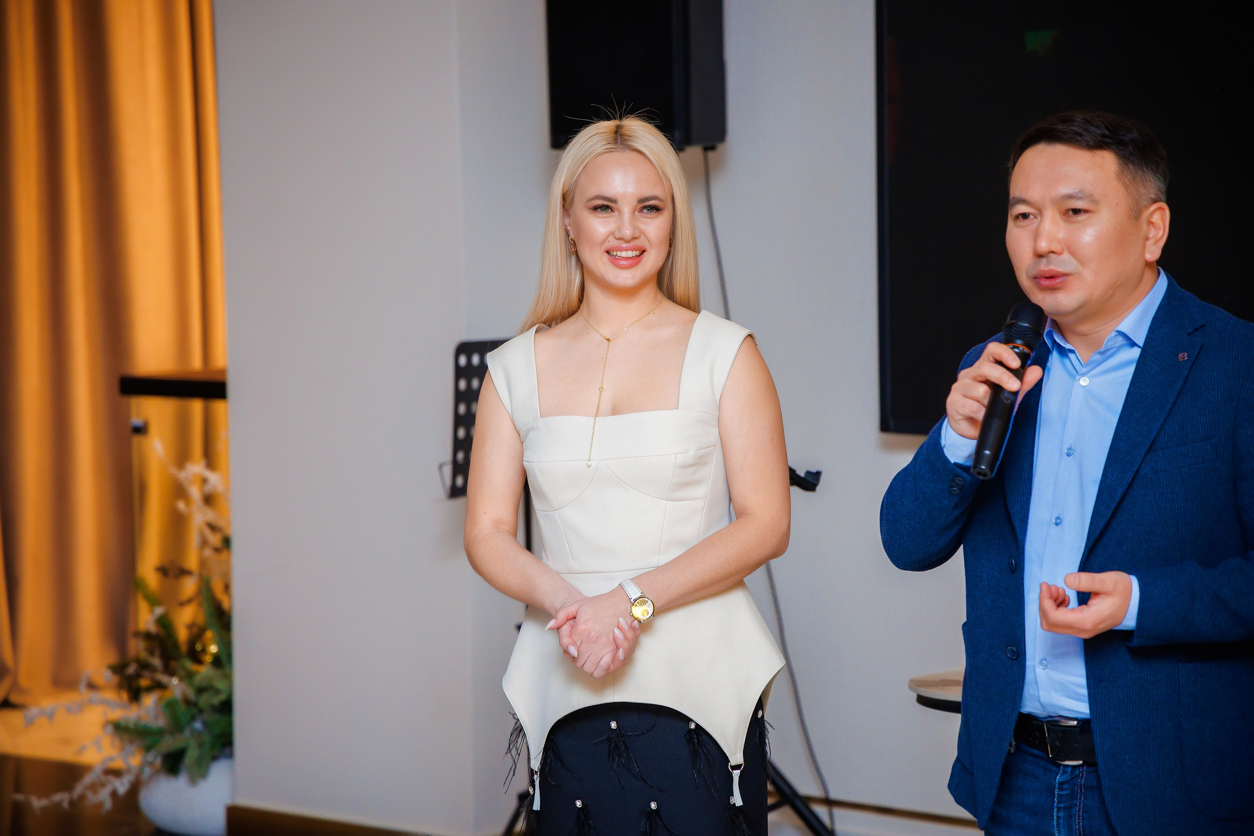 Мероприятие в заведении. Семейный и Свадебный фотограф в Астане Александр Астапов