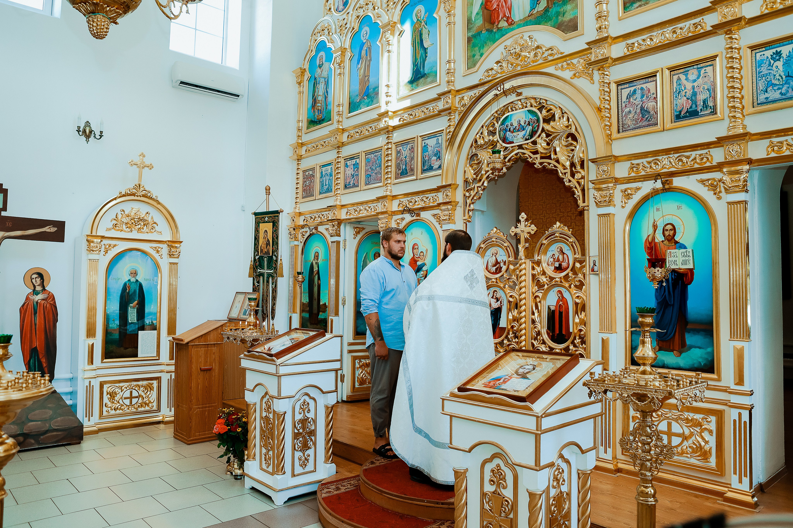 Таинство Крещения Отца и Дочери. Свадебный фотограф Евгения Фролова г. Каменск-Шахтинский, Донецк, Ростов